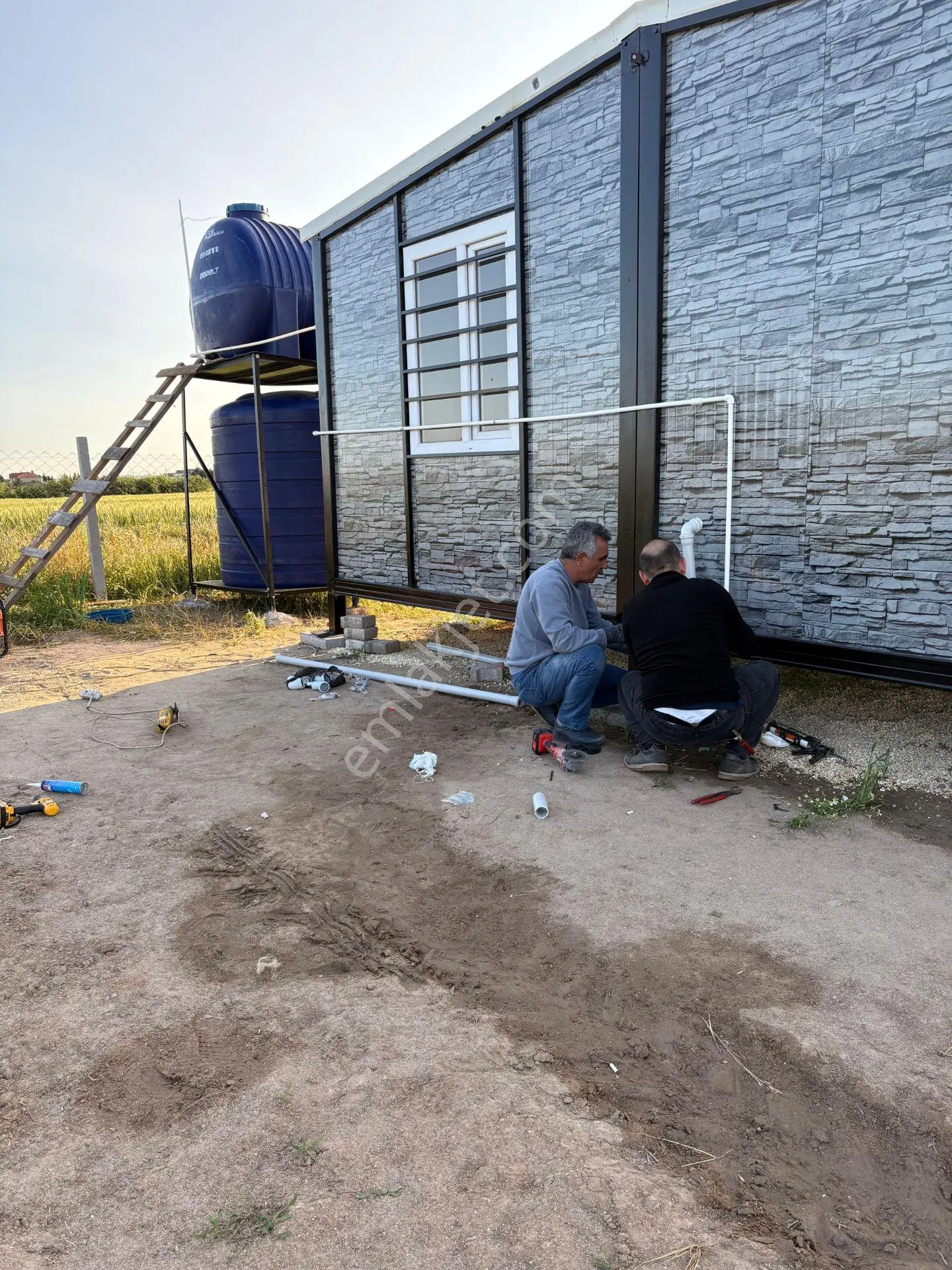 Bahçeağılda İçinde 2+1 Prefabrik Olan 769 M2 Satılık Bağ Evi - Görsel 4