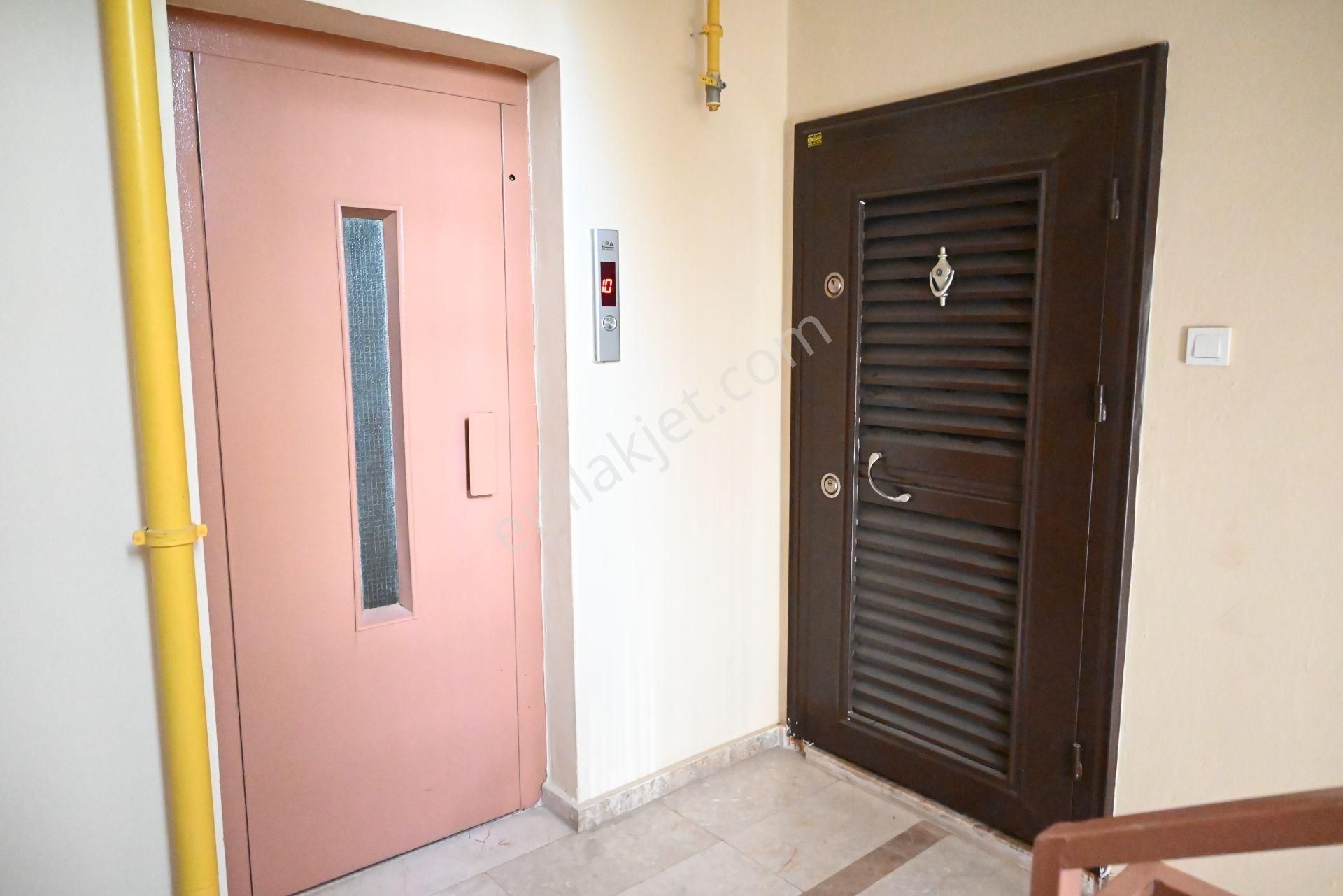 Üstünkent Emlak Site İçi Merkezi Konumda 3+1 Satılık Daire - Görsel 42