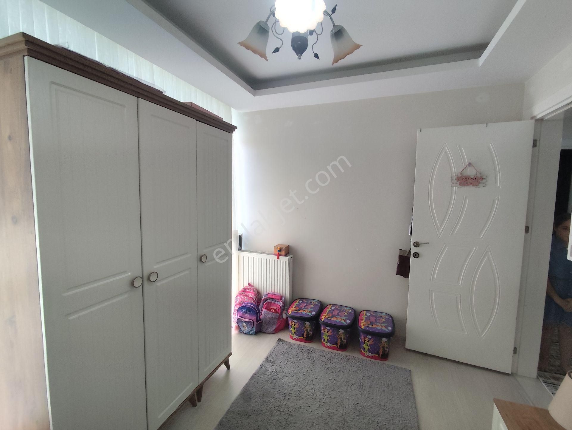 Kozanyolu'nda Satılık 2+1 Az Katlı İskanlı Daire!!! - Görsel 13