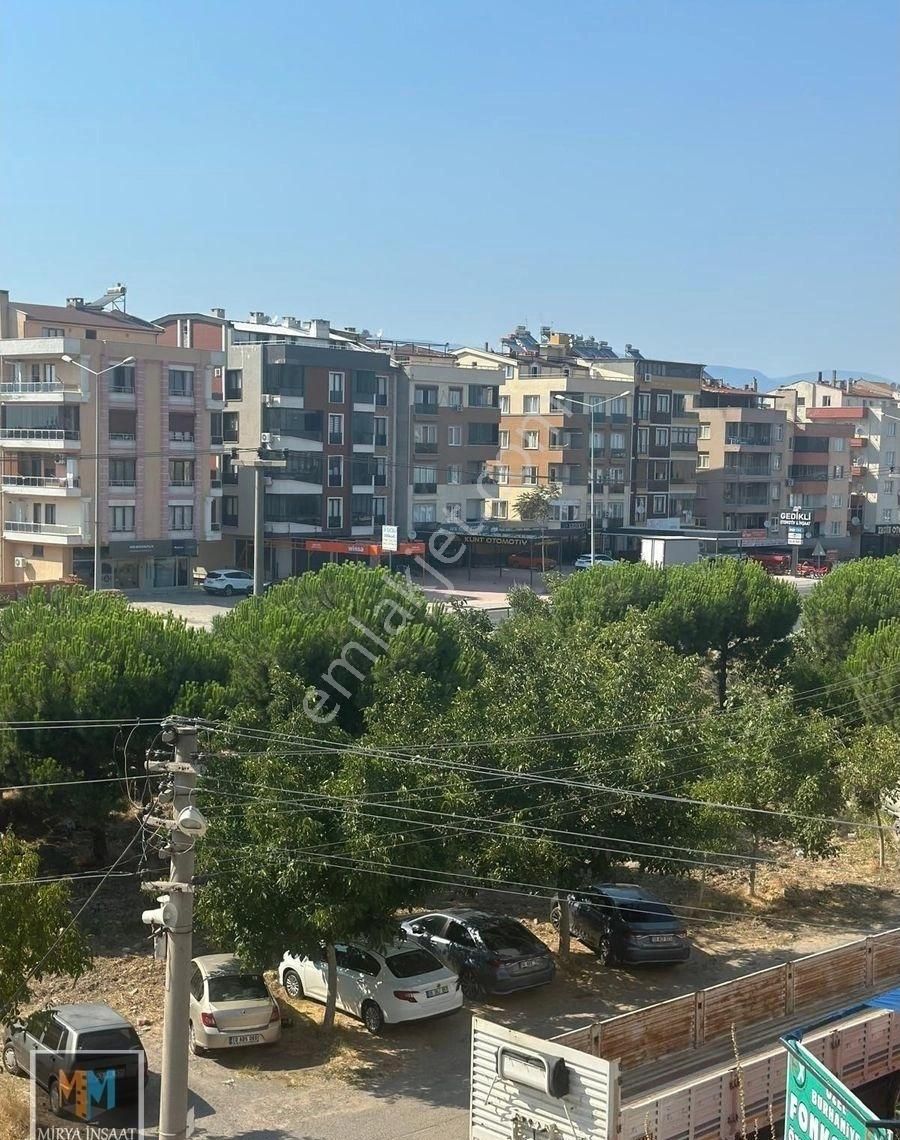 Mirya ' Dan Acil Satılık Şehir Merkezinde 4+1 Daire - Görsel 12