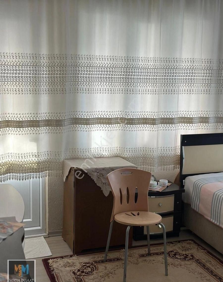 Mirya ' Dan Acil Satılık Şehir Merkezinde 4+1 Daire - Görsel 5