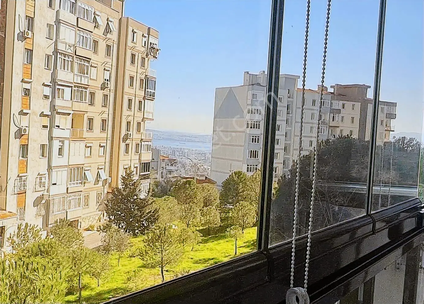 Çiğli İzkent Kısmi Deniz-doğa Manzaralı Tadilatlı Ferah 3+1