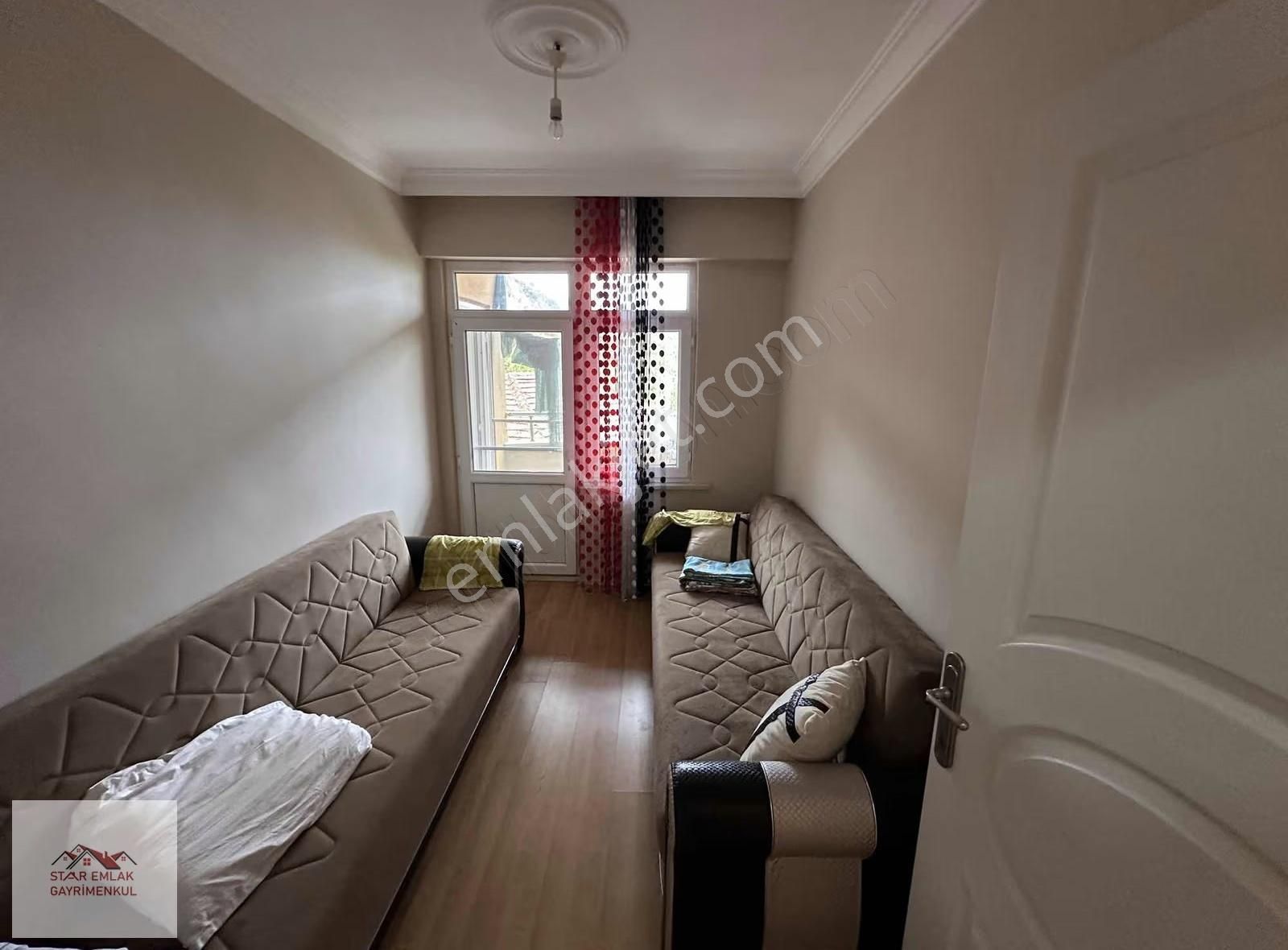 Çarşı Merkezde Ana Caddeye 60 Metre Mesafede 2+1 Geniş Daire - Görsel 4