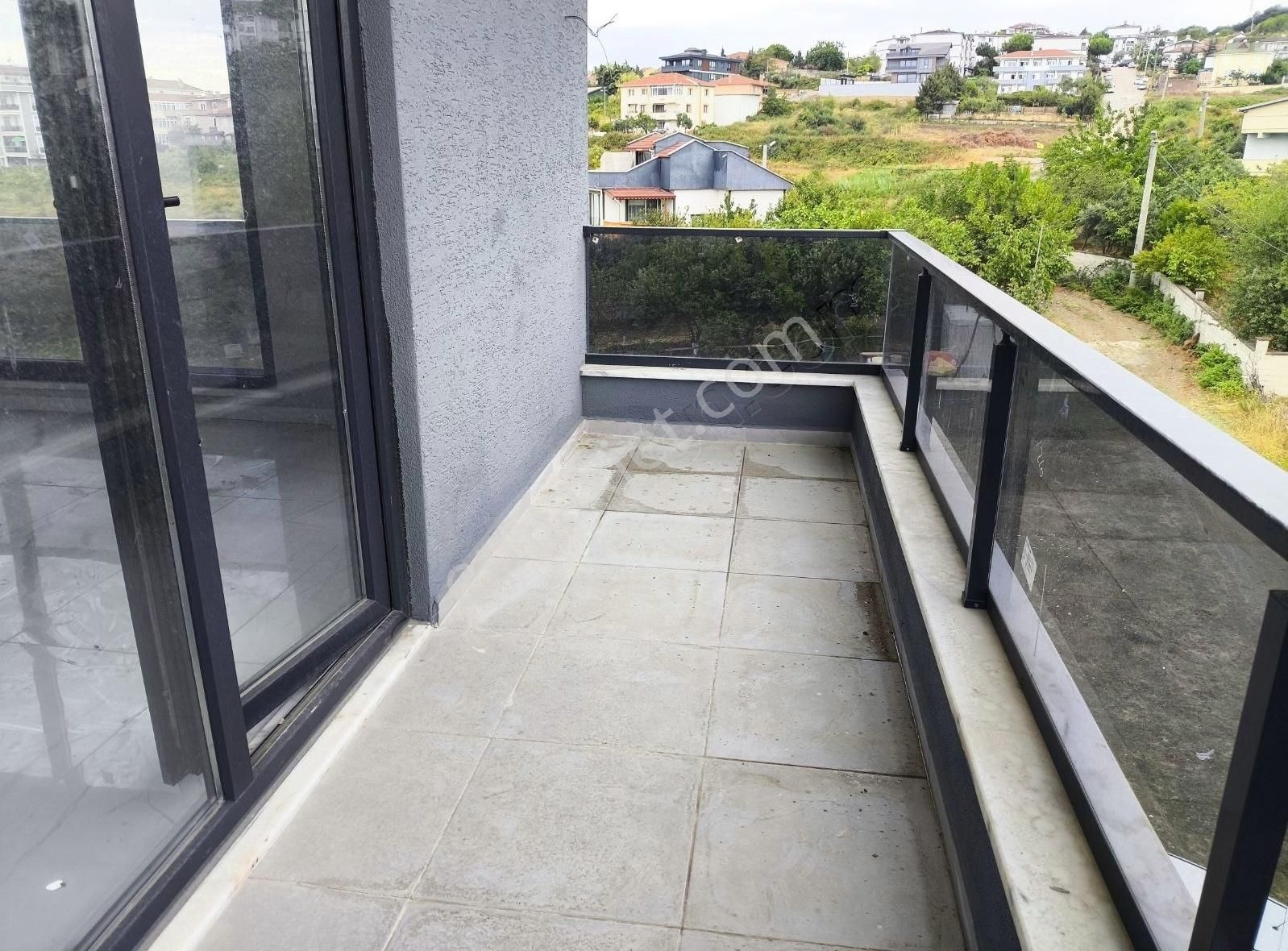 Yalova Çınarcık'da Satılık Yeni Binada 1+1 Daire - Görsel 2