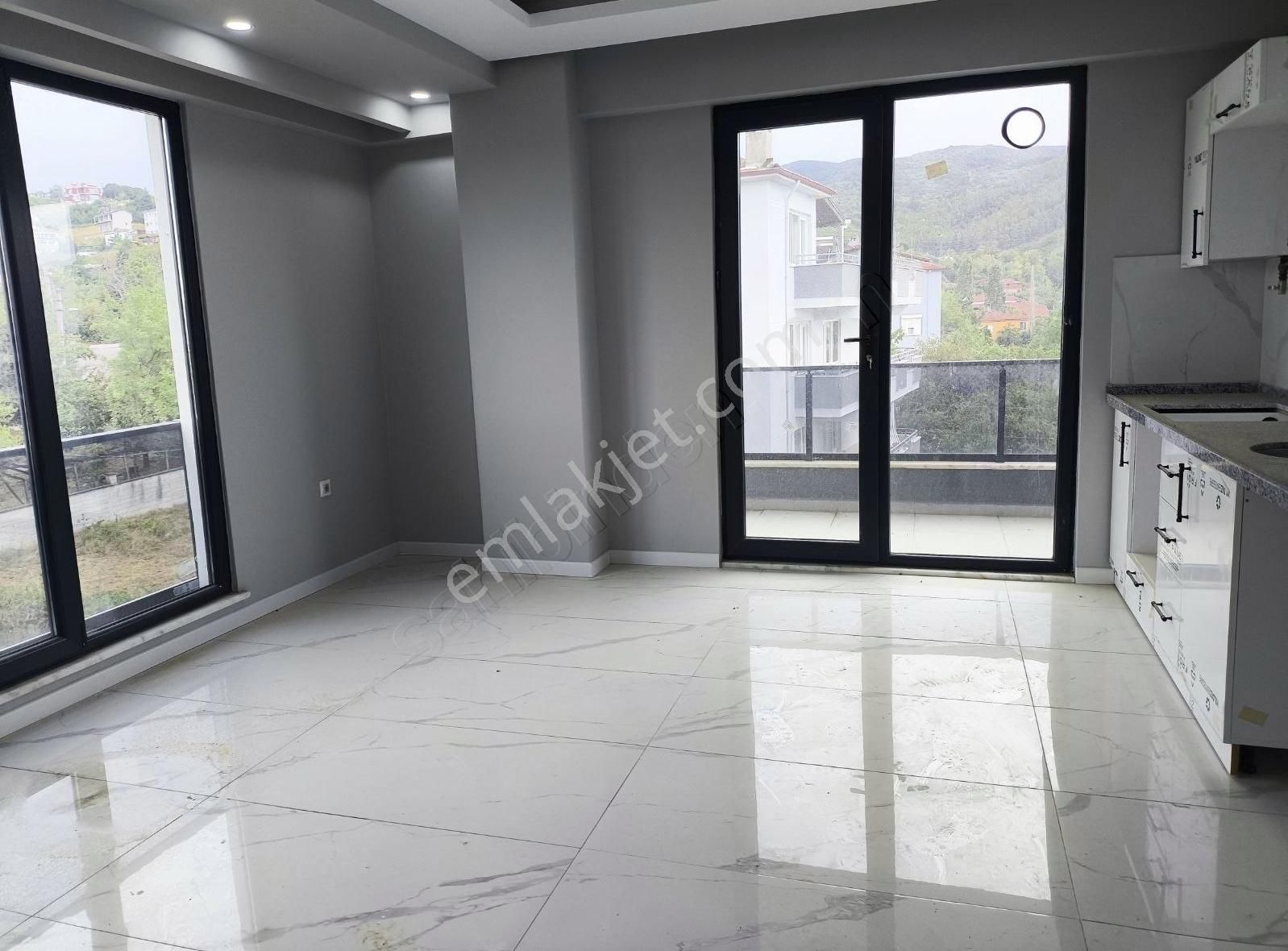 Yalova Çınarcık'da Satılık Yeni Binada 1+1 Daire - Görsel 12