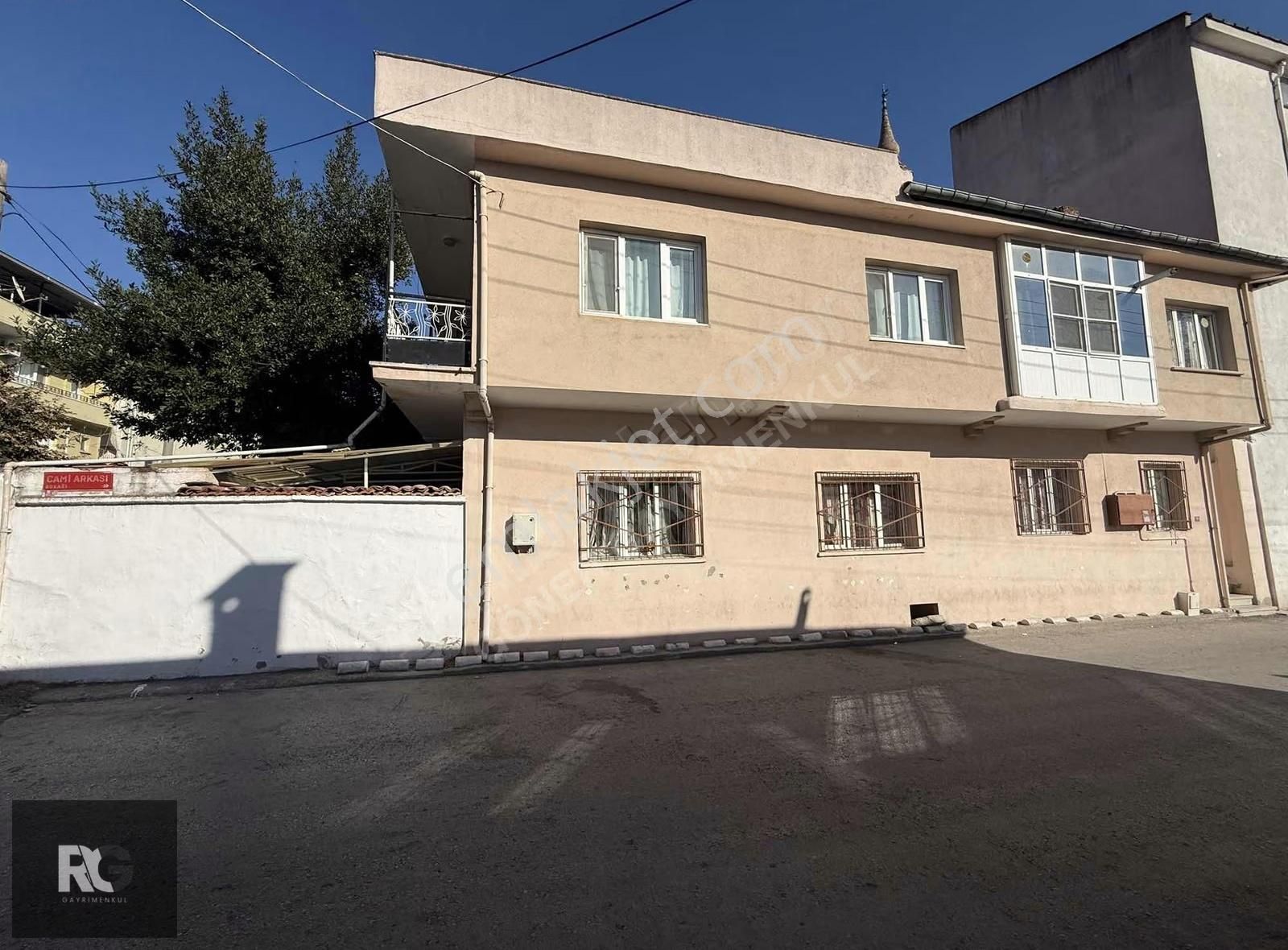 Kayabey Mahallesinde Satılık 2 Katlı Bina - Görsel 2