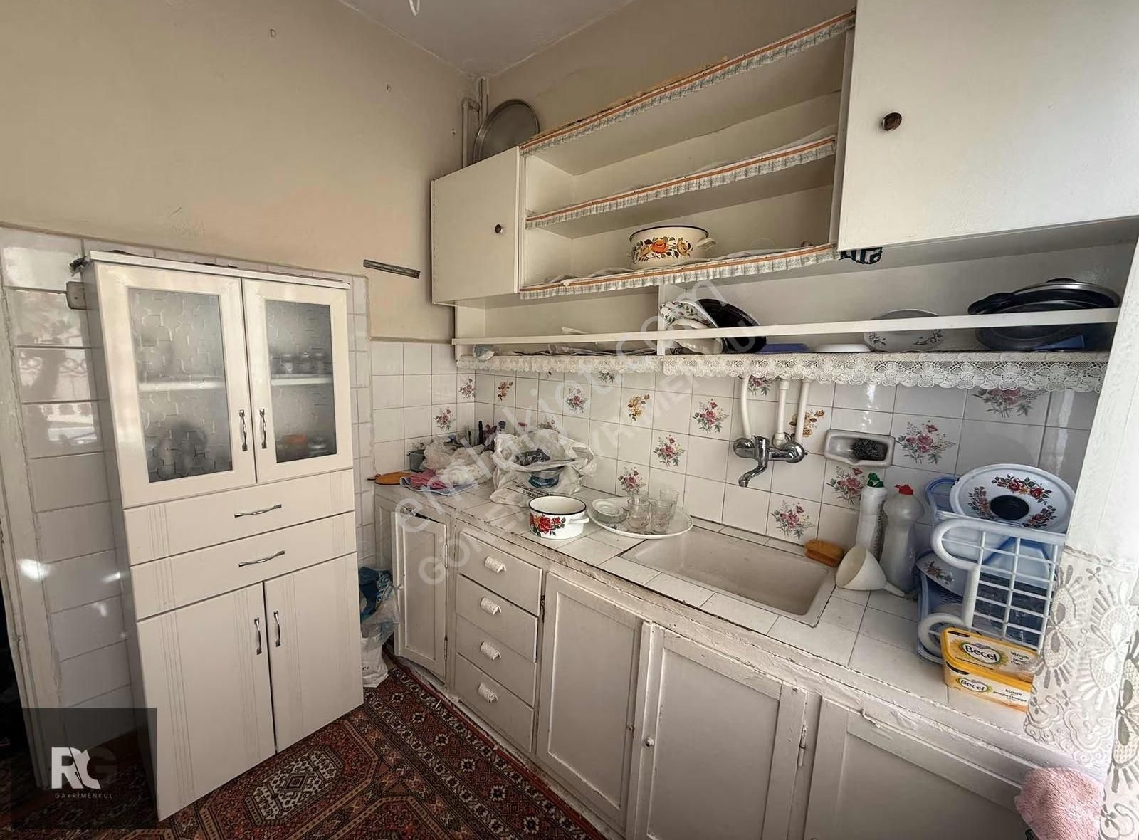 Kayabey Mahallesinde Satılık 2 Katlı Bina - Görsel 26