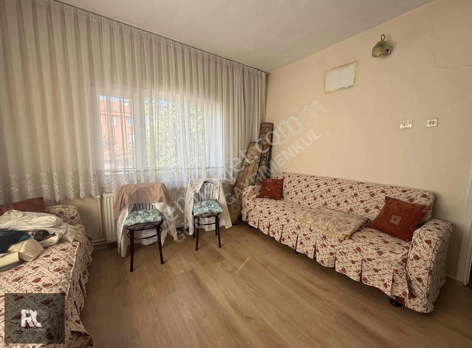 Kayabey Mahallesinde Satılık 2 Katlı Bina - Görsel 9