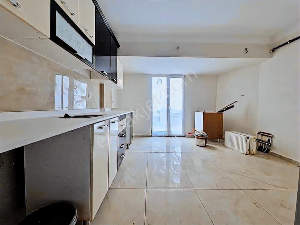 ꧁▇yılmaz'dan▇꧂merkezi Konumda Asansörlü Masrafsız 3+1 Daire - Görsel 2