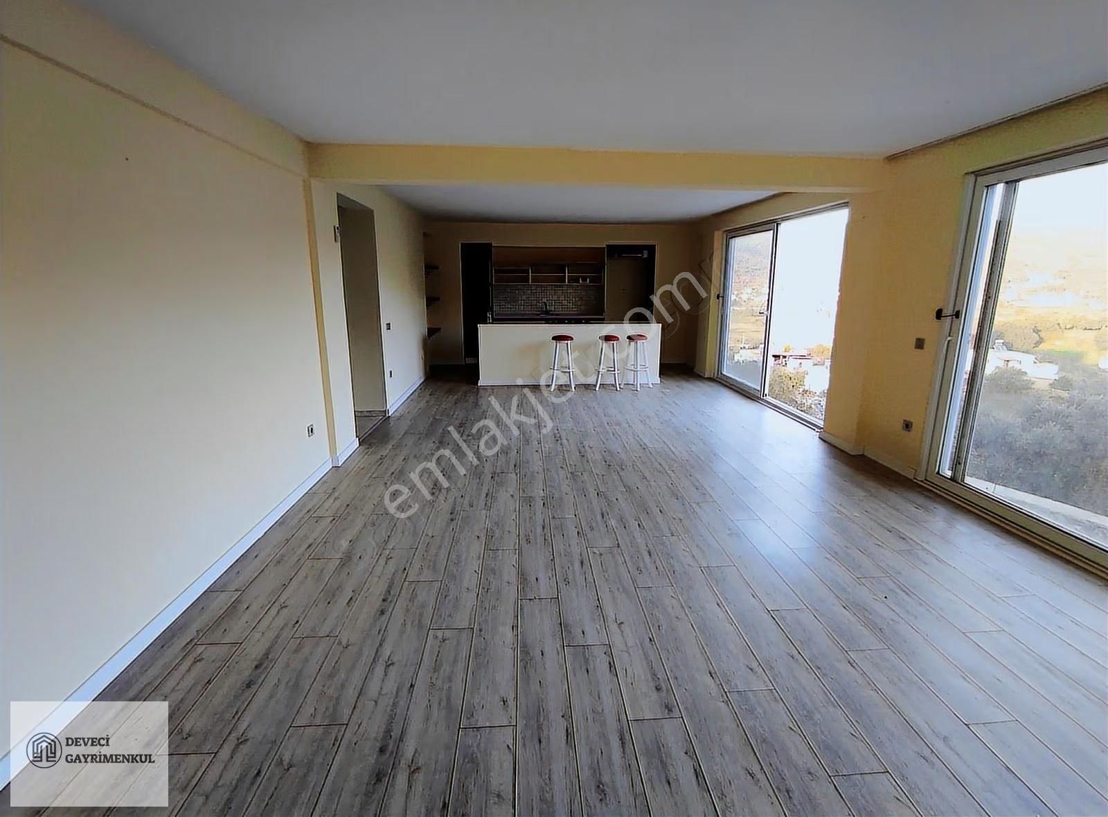 Dörttepe Köyünde Muhteşem Doğa Manzaralı 4+1 Villa - Görsel 12