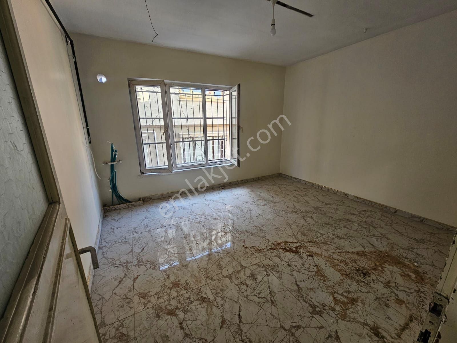 Kurban Boba Mahallesinde Satlik 4 Katli Müstakil Ev - Görsel 6