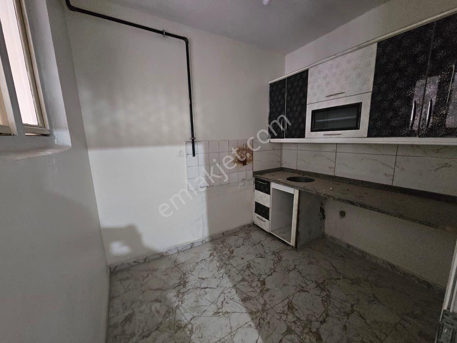 Kurban Boba Mahallesinde Satlik 4 Katli Müstakil Ev - Görsel 7