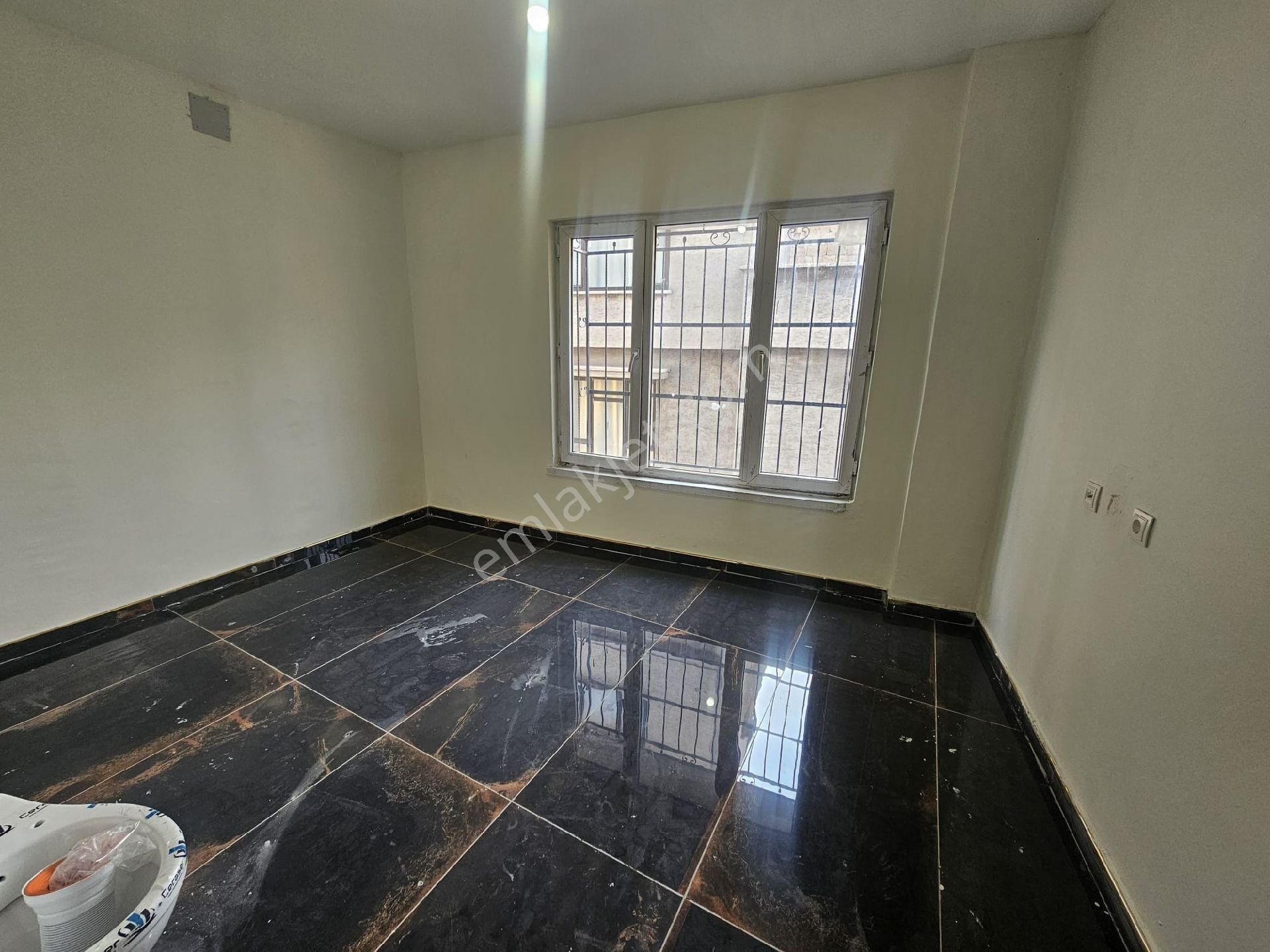 Kurban Boba Mahallesinde Satlik 4 Katli Müstakil Ev - Görsel 24