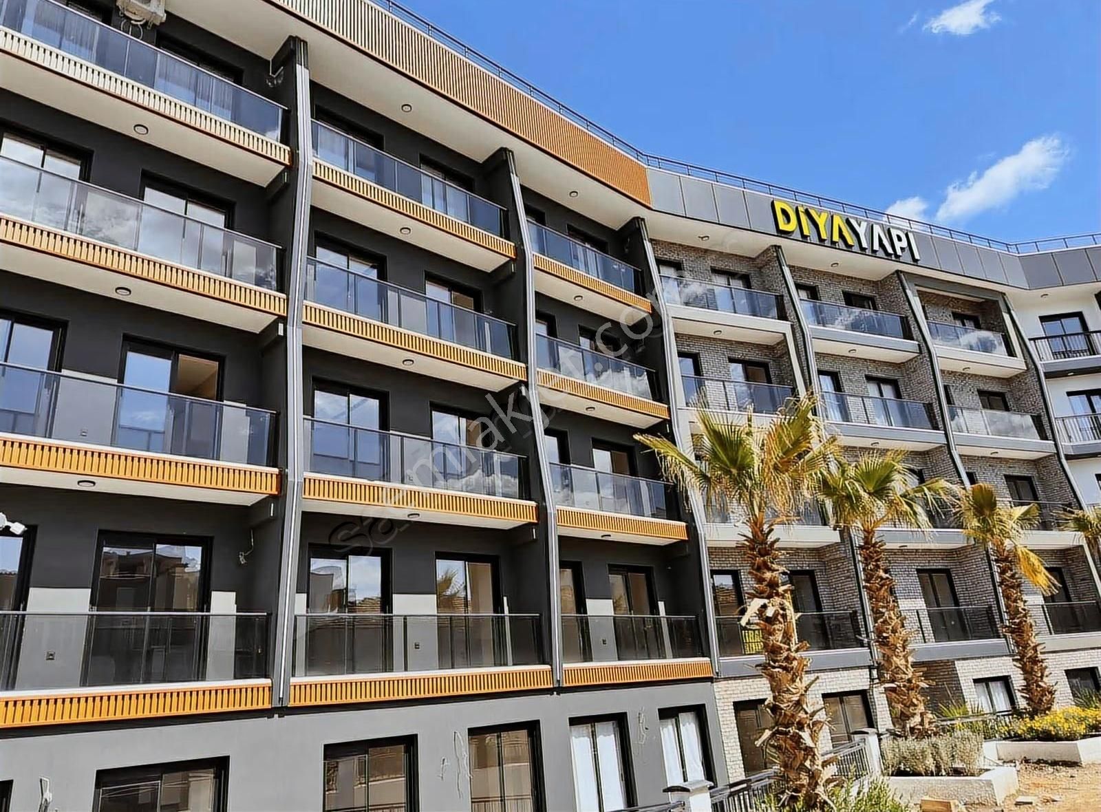 Real Center\\arakat Balkonlu Eşyalı Kiracılı 1+1 - Görsel 6