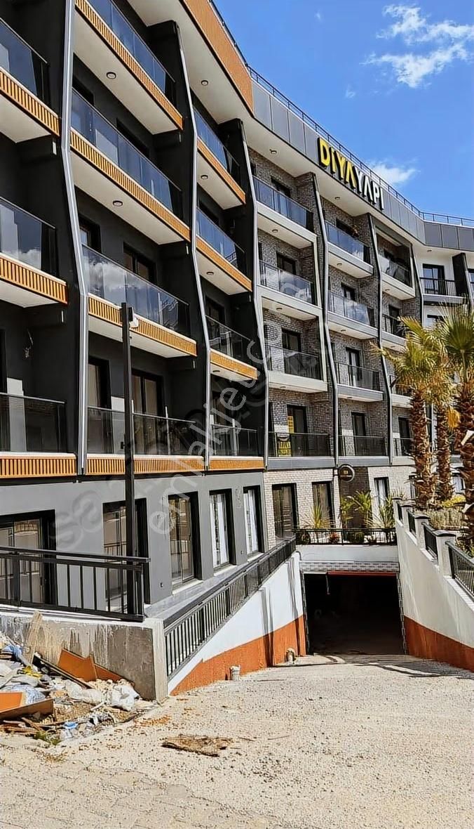 Real Center\\arakat Balkonlu Eşyalı Kiracılı 1+1 - Görsel 11