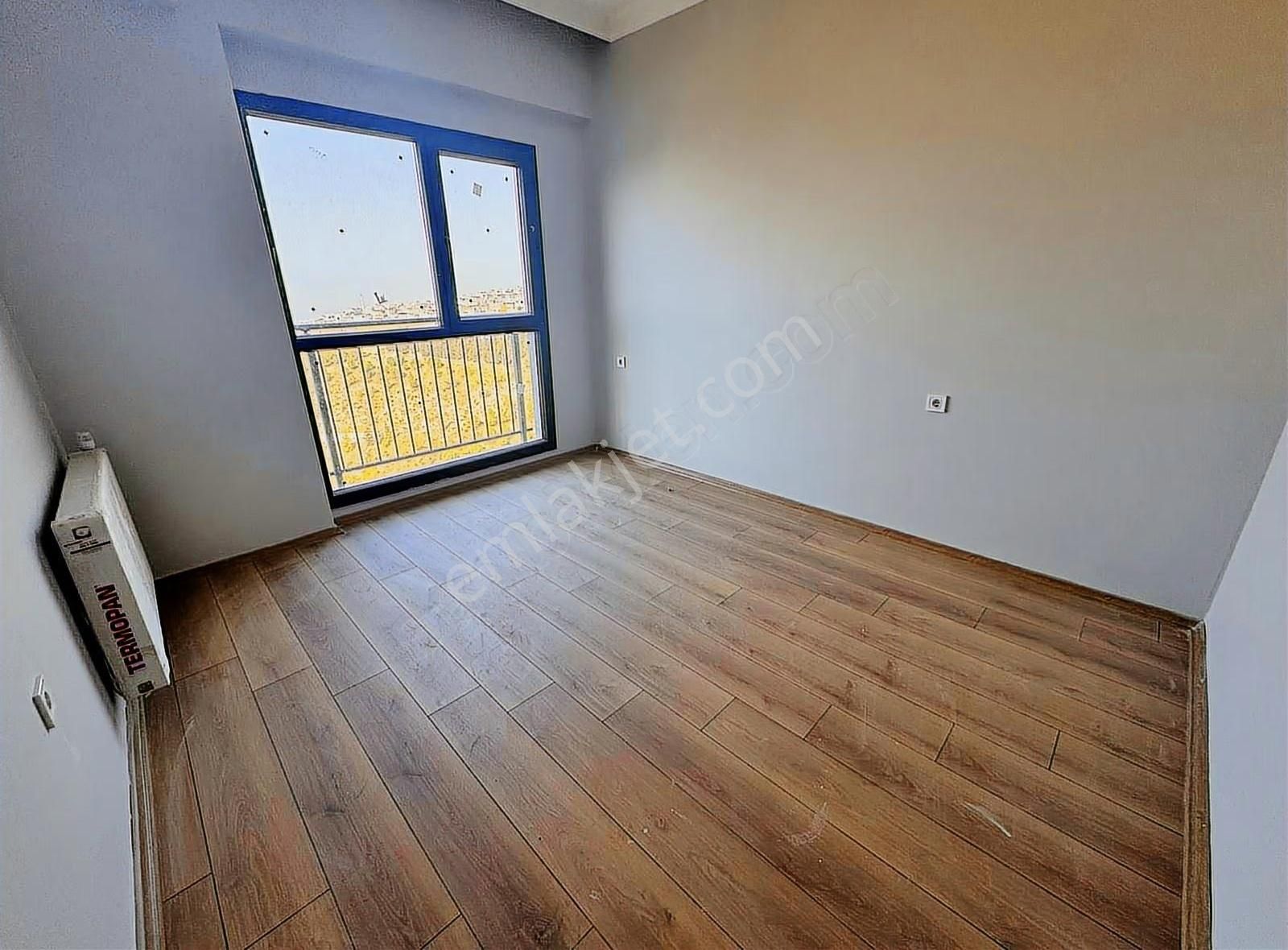 Real Center\\muhteşem Manzaralı, Site İçinde Havuzlu Satılık 2+1 - Görsel 15