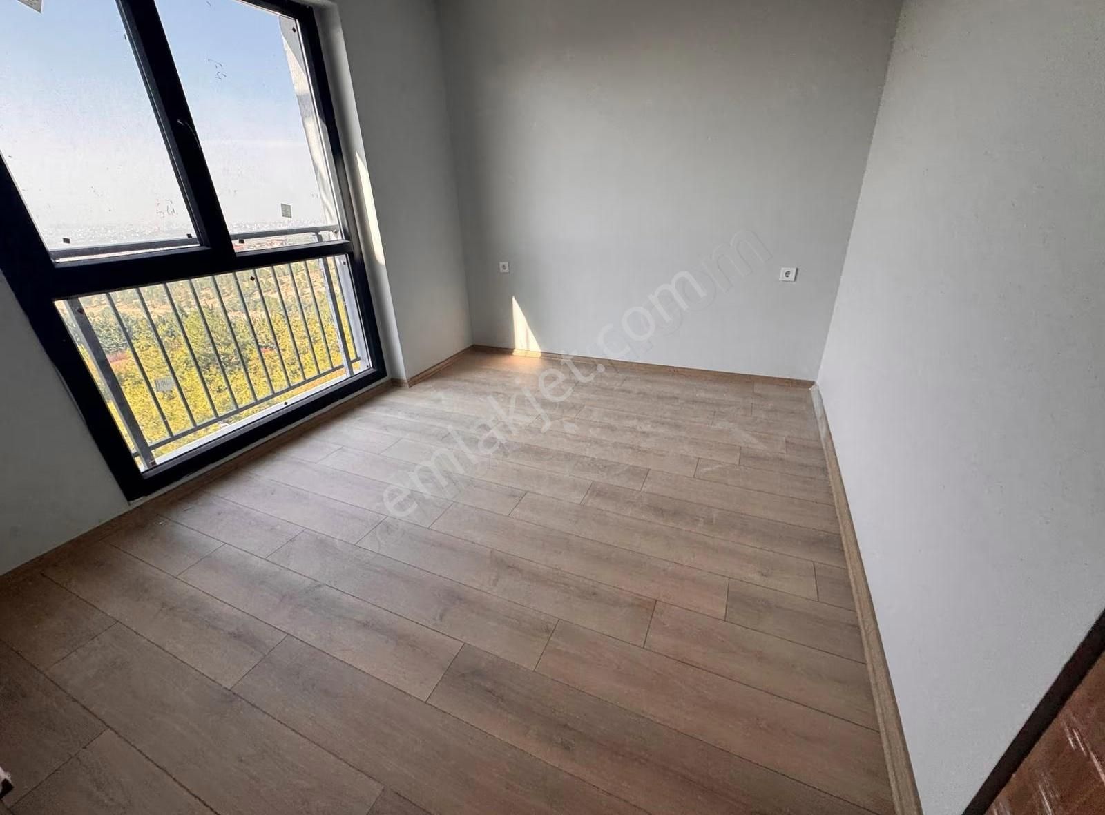 Real Center\\muhteşem Manzaralı, Site İçinde Havuzlu Satılık 2+1 - Görsel 26