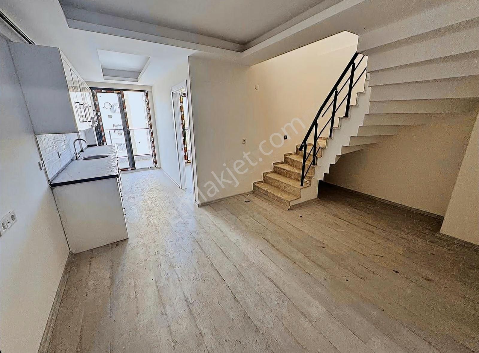 Real Center\\asem Life Residence Teraslı Güvenlikli Satılık 2+1 - Görsel 3