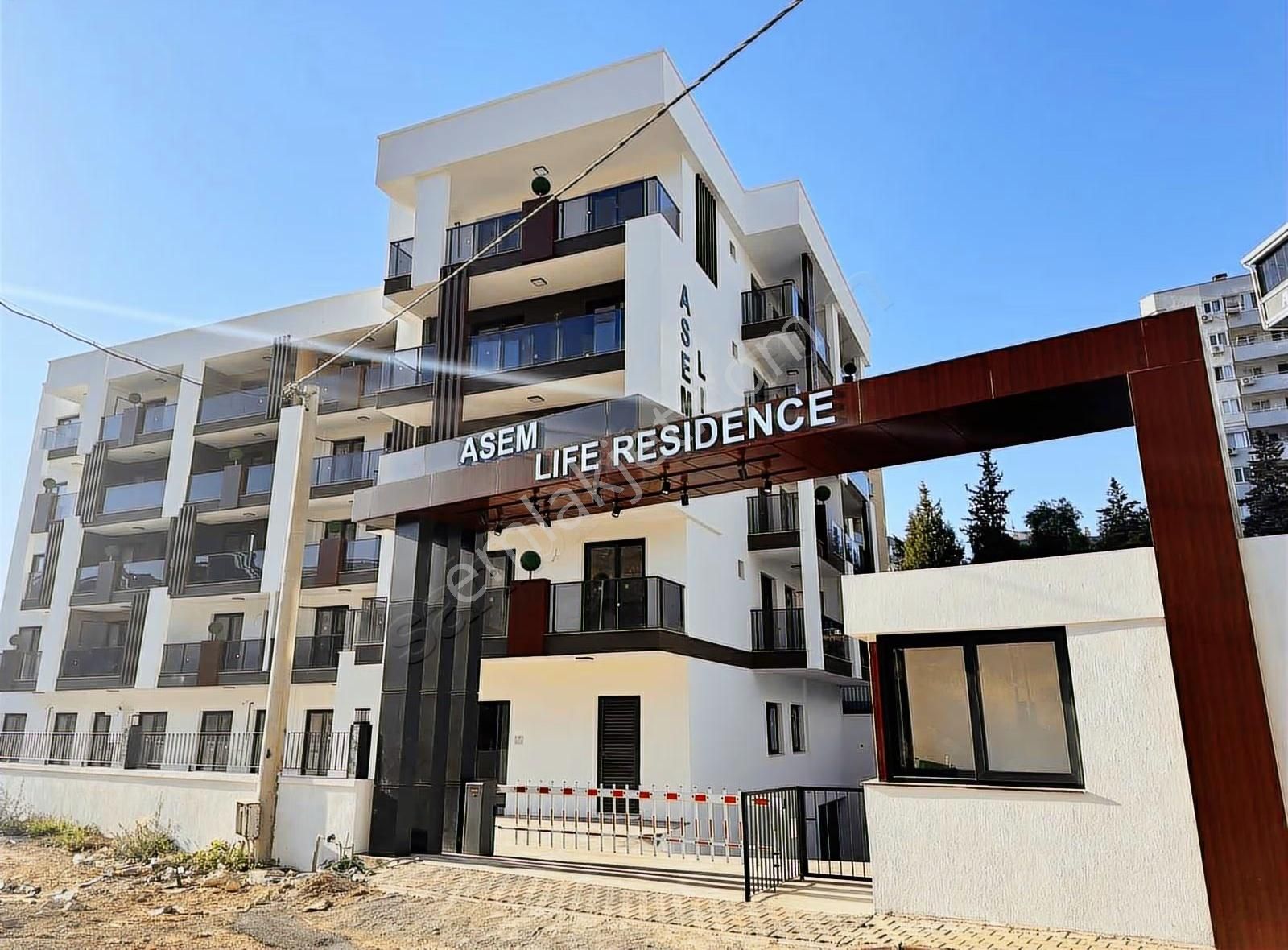 Real Center\\asem Life Residence Teraslı Güvenlikli Satılık 2+1
