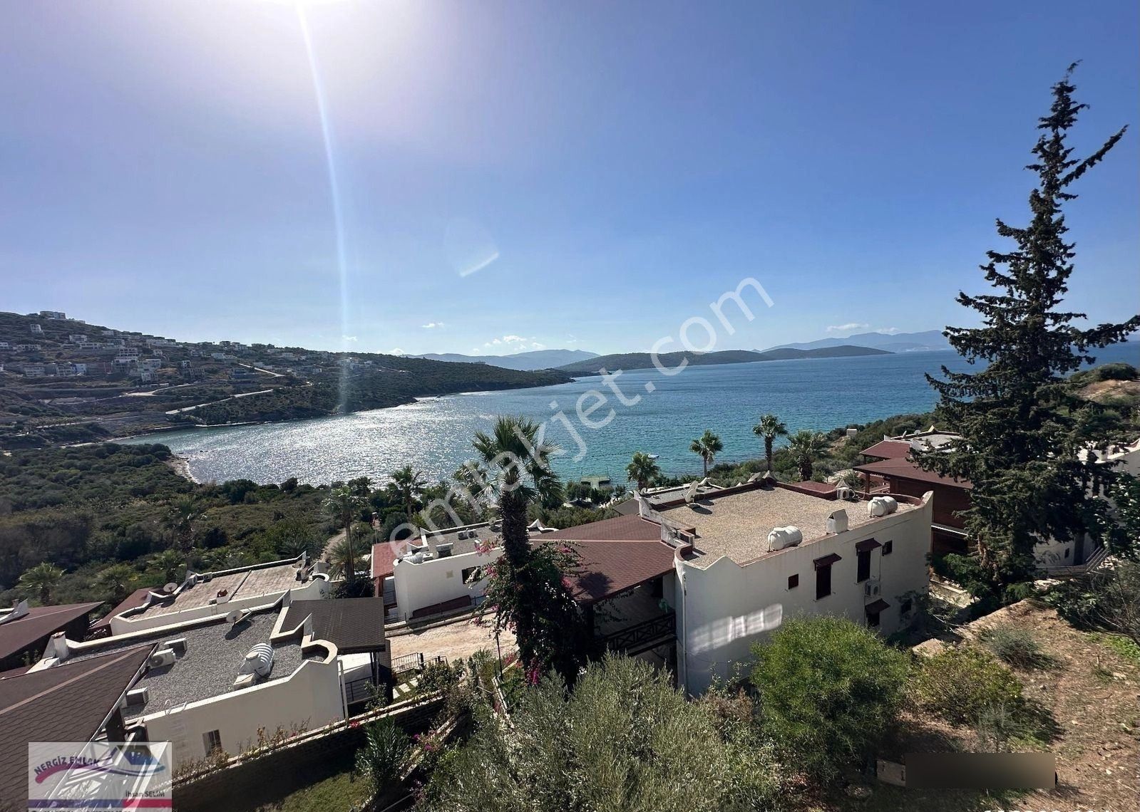 Özgür Sitesinde Geniş Bahçeli 2+1 Satılık Villa - Görsel 19