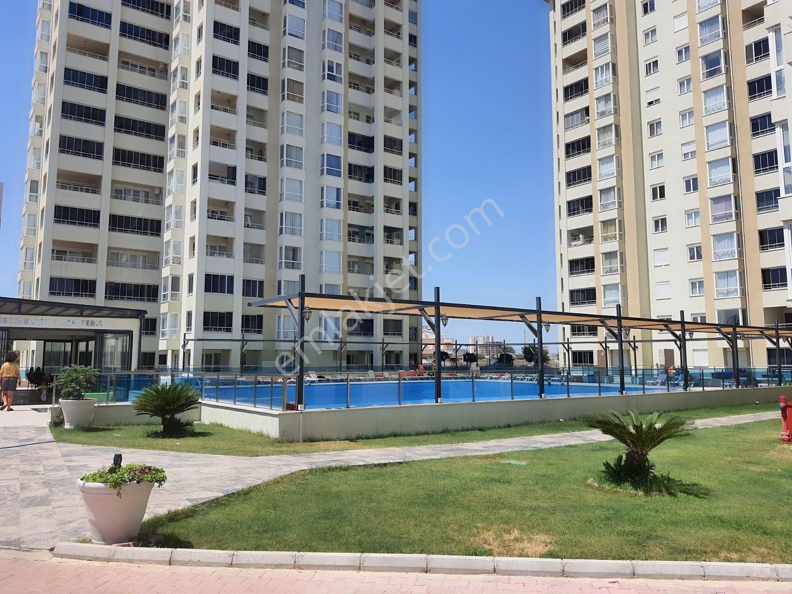 Altıntaş'ta Geniş 4+1 Denize Ve Havalimanına 5 Dakika Mesafede Satılık Daire - Görsel 2