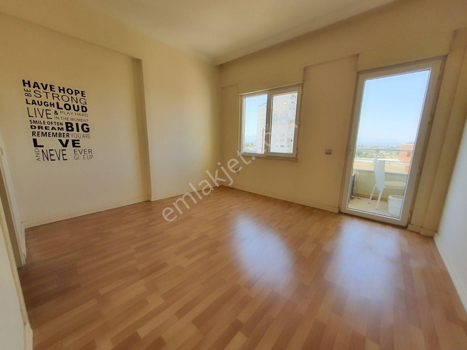 Altıntaş'ta Geniş 4+1 Denize Ve Havalimanına 5 Dakika Mesafede Satılık Daire - Görsel 24