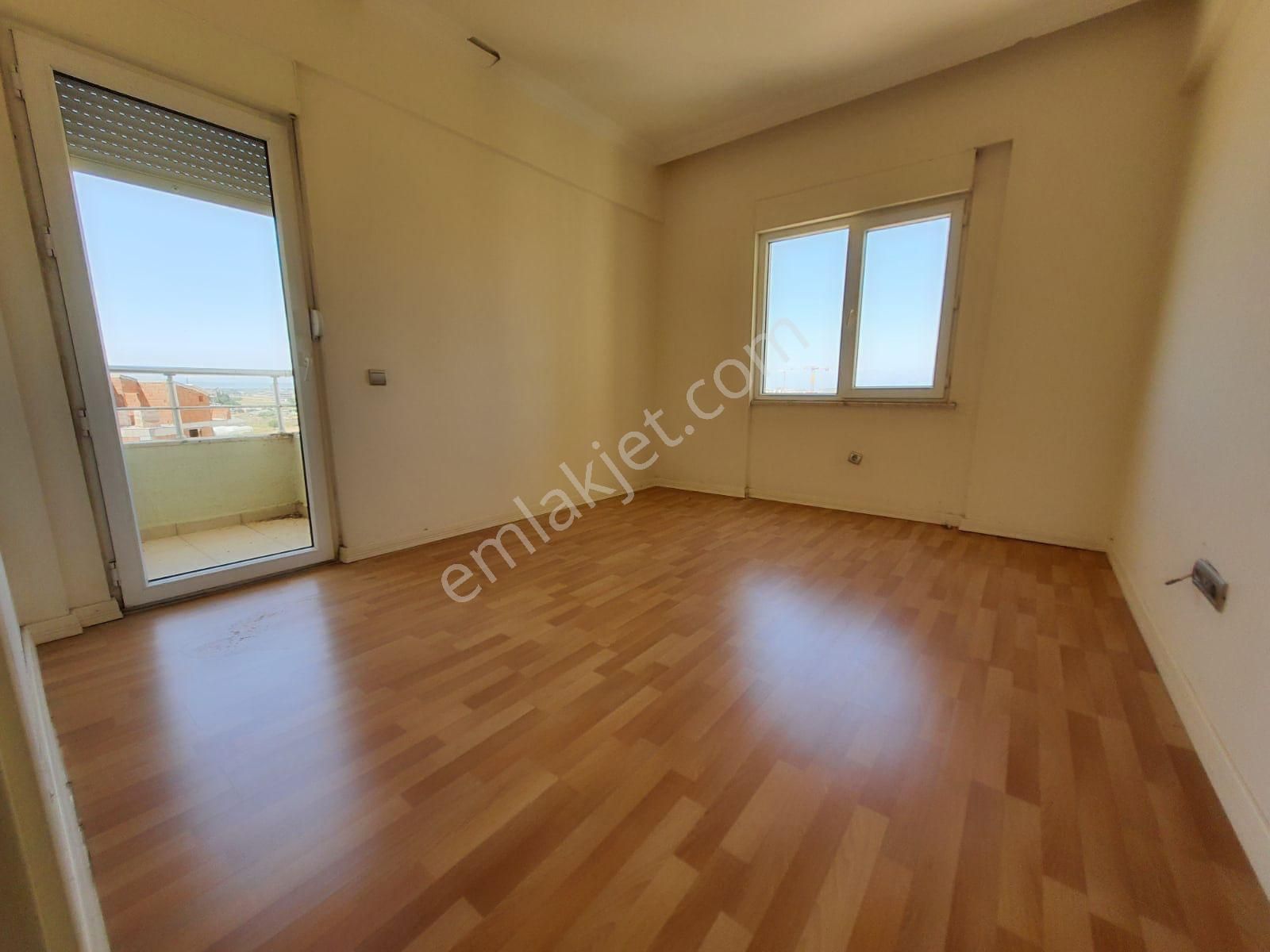 Altıntaş'ta Geniş 4+1 Denize Ve Havalimanına 5 Dakika Mesafede Satılık Daire - Görsel 21