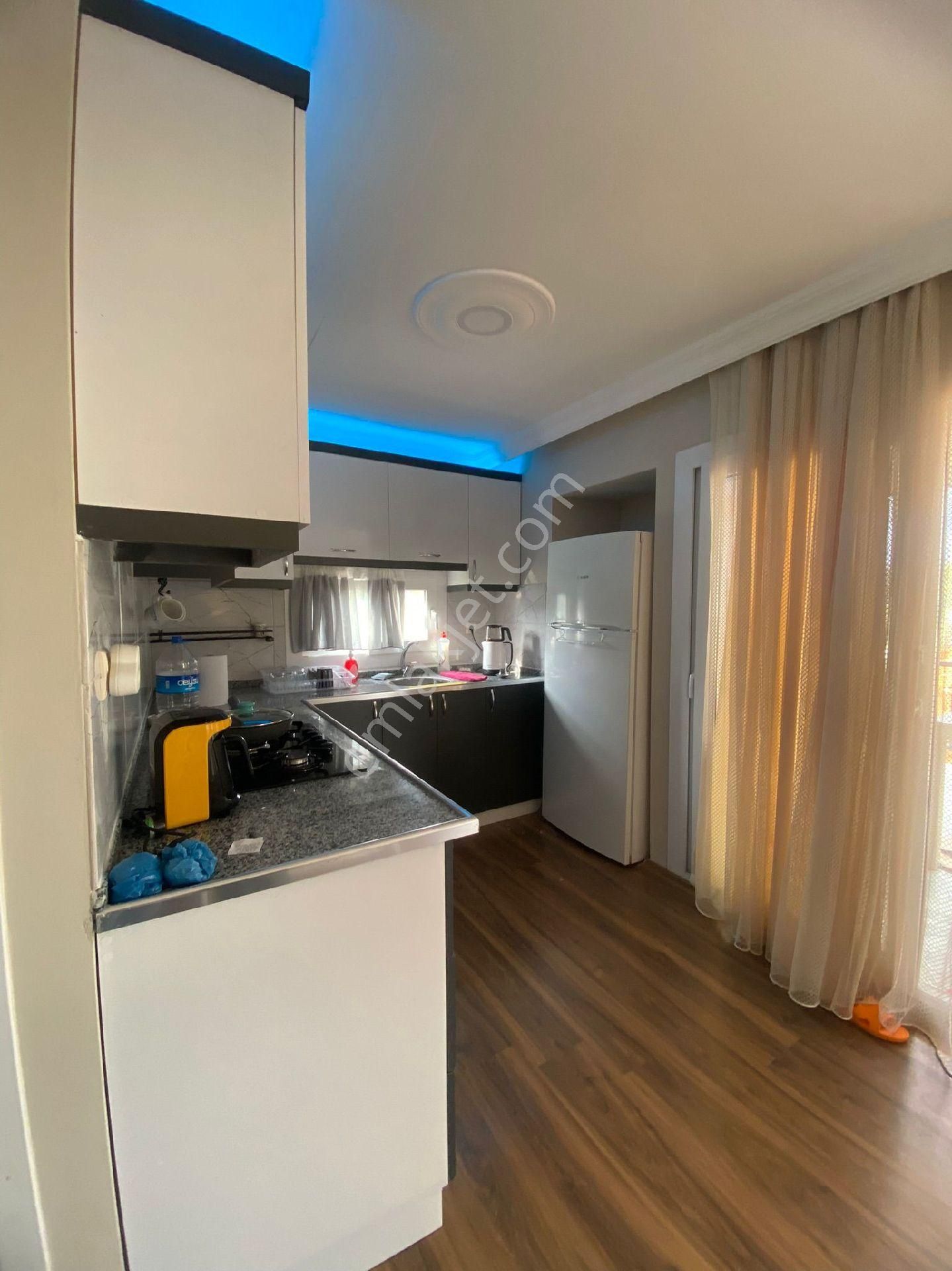 Buca Karacaağaç'ta400m²havuzlu Müstakil Ev Eşyalı Kaçırılmayacak - Görsel 11