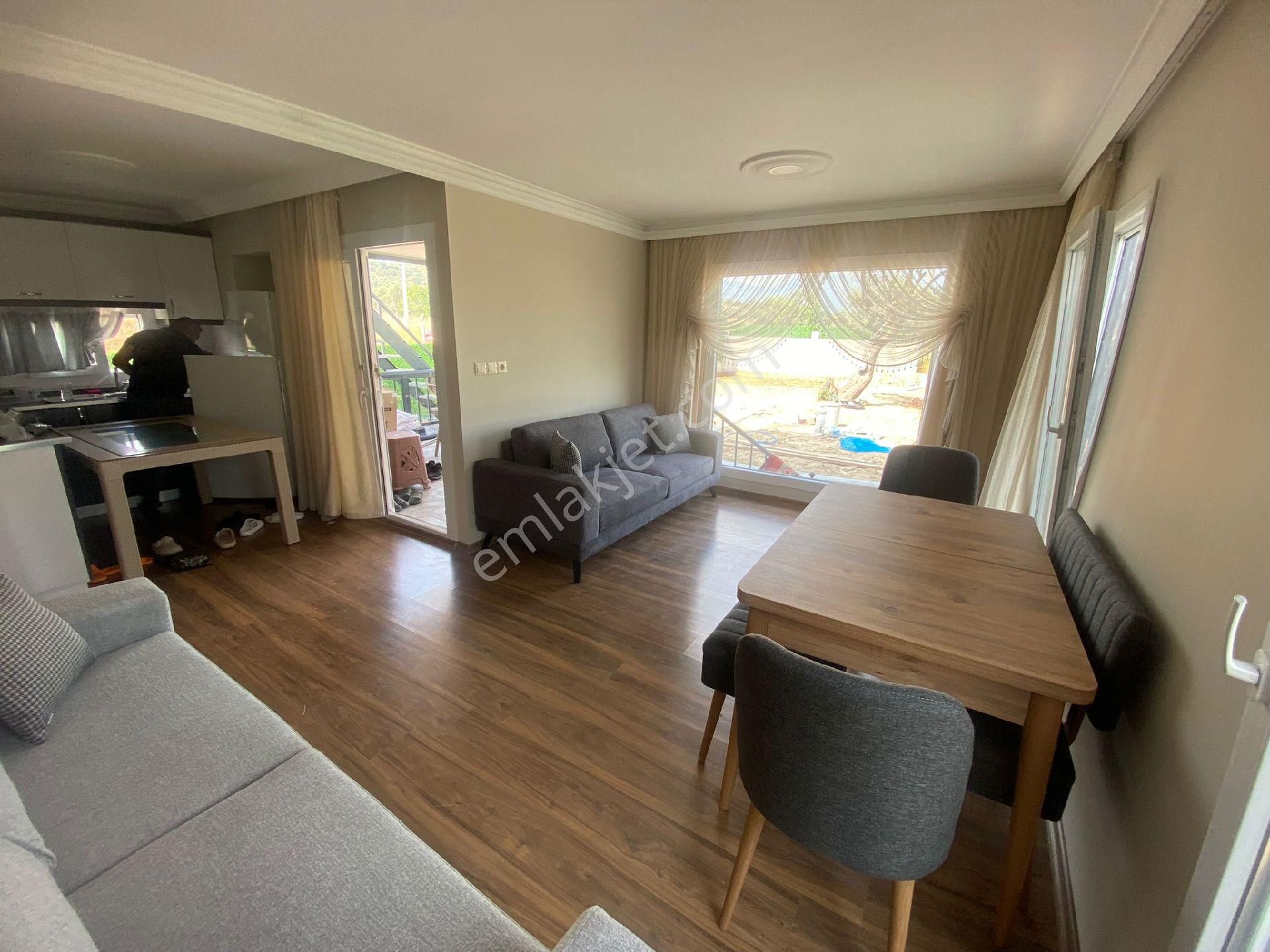 Buca Karacaağaç'ta400m²havuzlu Müstakil Ev Eşyalı Kaçırılmayacak - Görsel 4