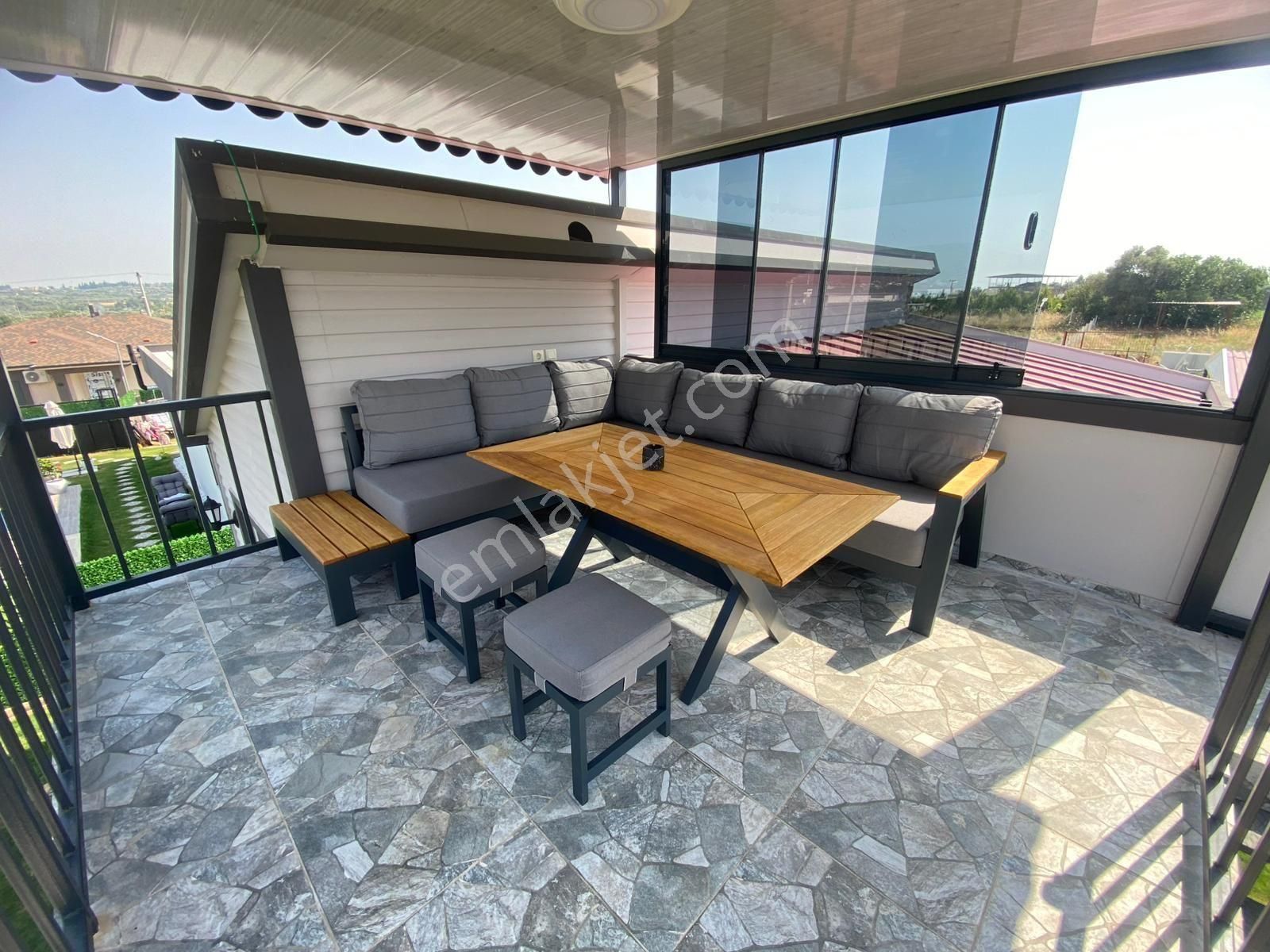 Buca Karacaağaç'ta400m²havuzlu Müstakil Ev Eşyalı Kaçırılmayacak - Görsel 13