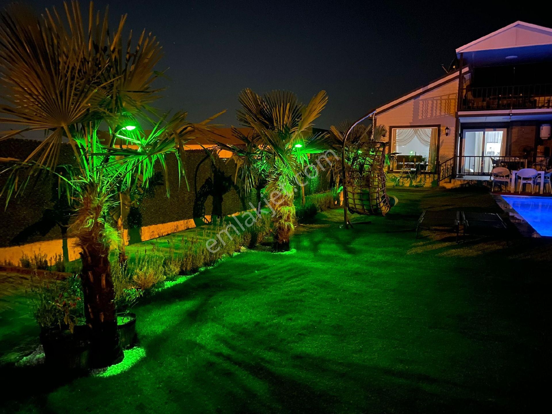 Buca Karacaağaç'ta400m²havuzlu Müstakil Ev Eşyalı Kaçırılmayacak - Görsel 18