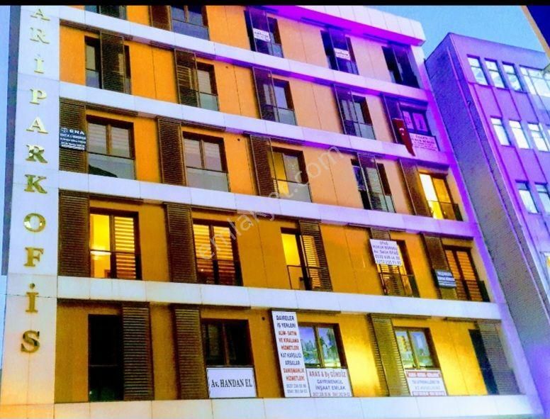 Kağıthane Çağlayan Adliye Metro Yakın Kiralık Ofis 1+1