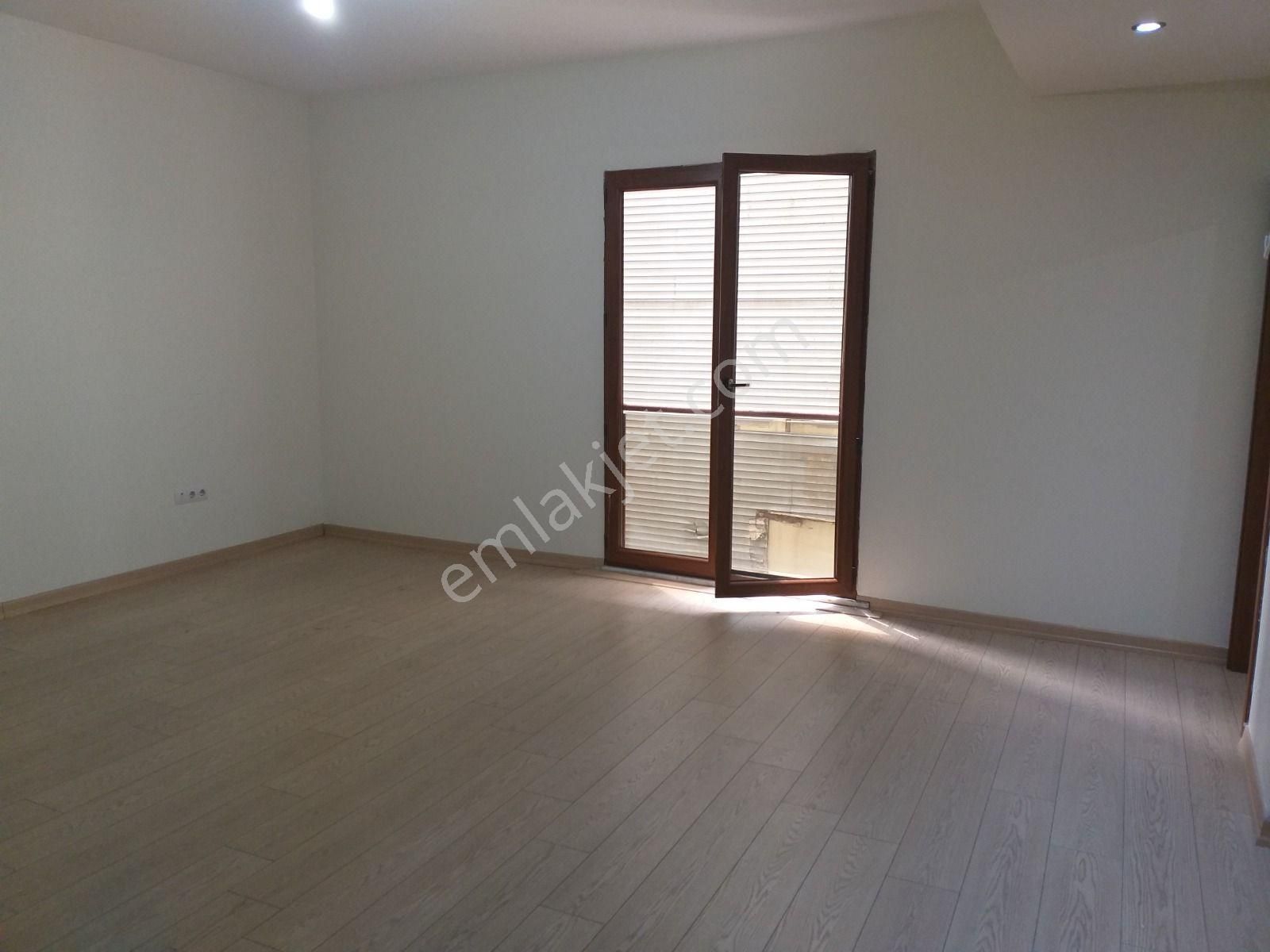 Kağıthane Çağlayan Adliye Metro Yakın Kiralık Ofis 1+1 - Görsel 4