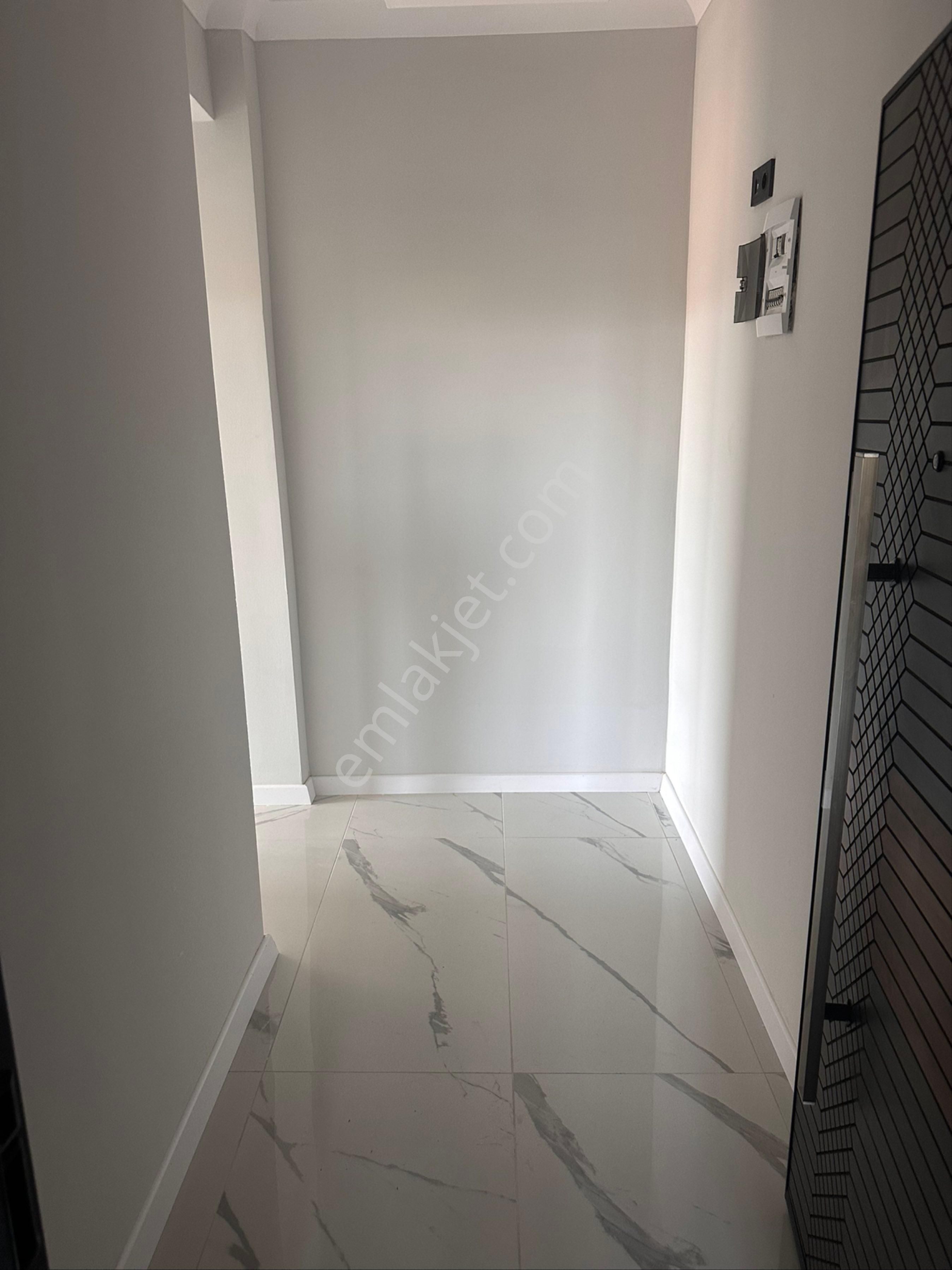 Merkezde 2+1 Ebeveyn Banyolu Ara Kat Kaliteli Sıfır Daire - Görsel 4