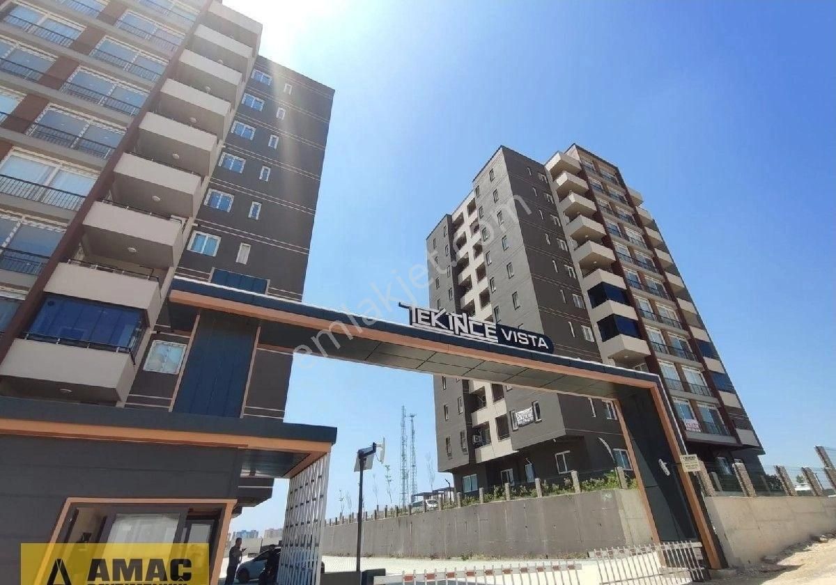 Kabasakal'da Tekince Farkı İle Site İçerisinde Sosyal Donatılı 5+1 3 Banyo+g.o+geniş Teraslı