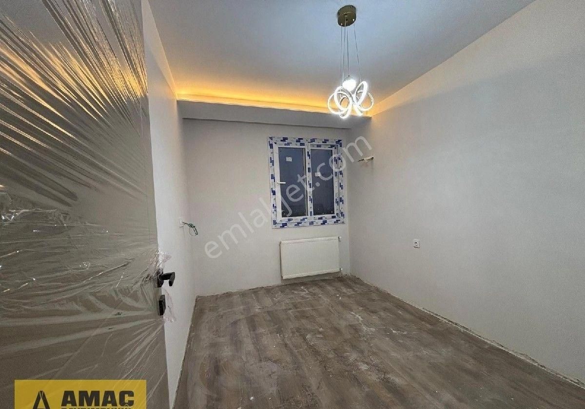 Kabasakal'da Tekince Farkı İle Site İçerisinde Sosyal Donatılı 5+1 3 Banyo+g.o+geniş Teraslı - Görsel 4