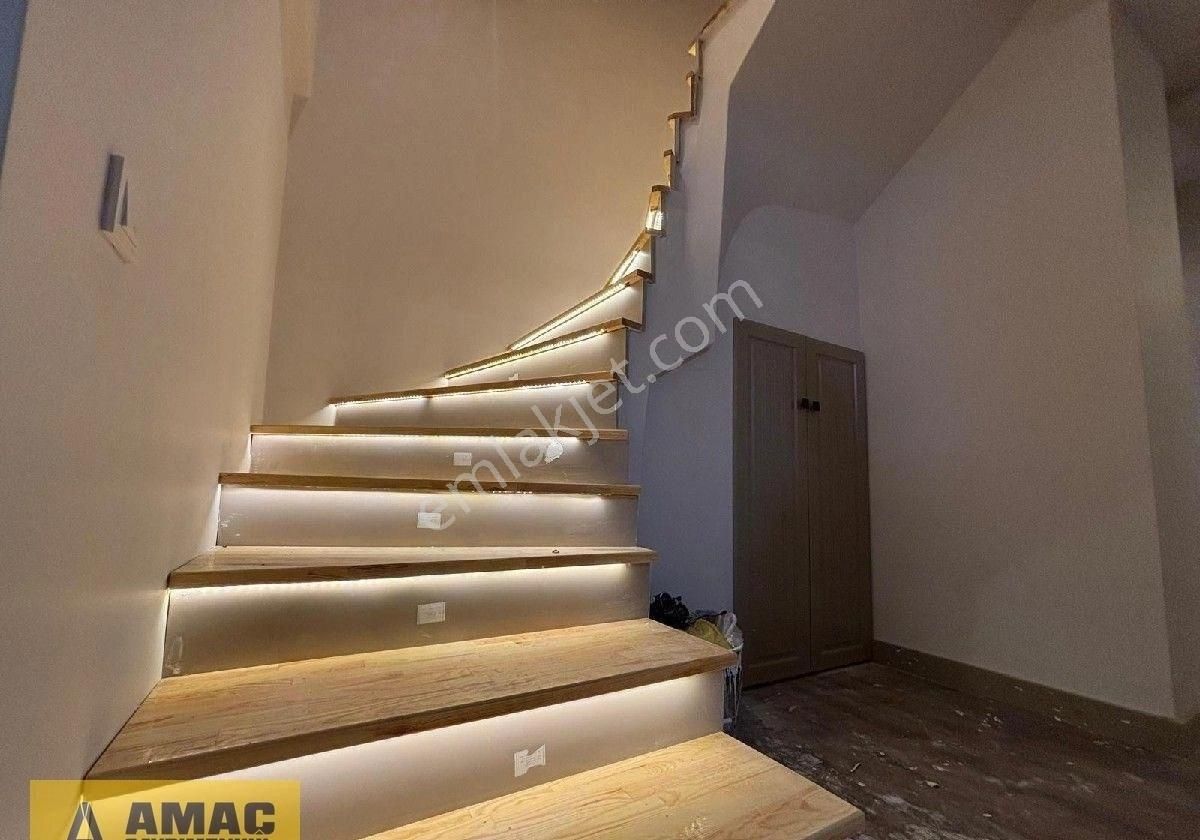 Kabasakal'da Tekince Farkı İle Site İçerisinde Sosyal Donatılı 5+1 3 Banyo+g.o+geniş Teraslı - Görsel 13