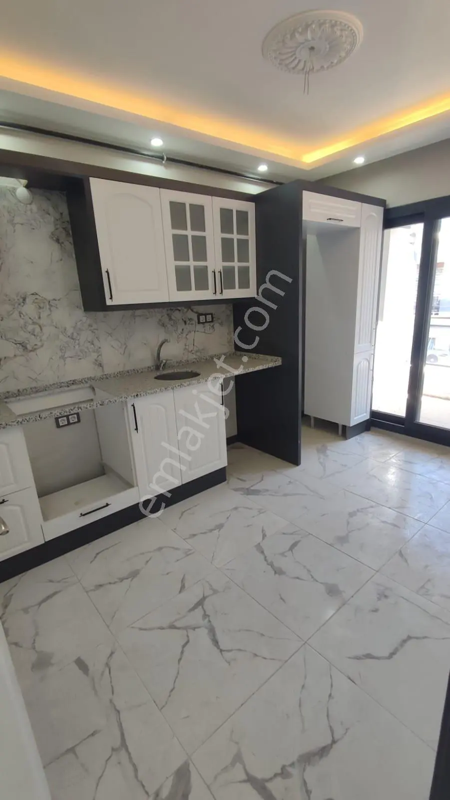 Sidal’dan Yeni Mahallede 2+1 Kapalı Mutfak Satılık Daire