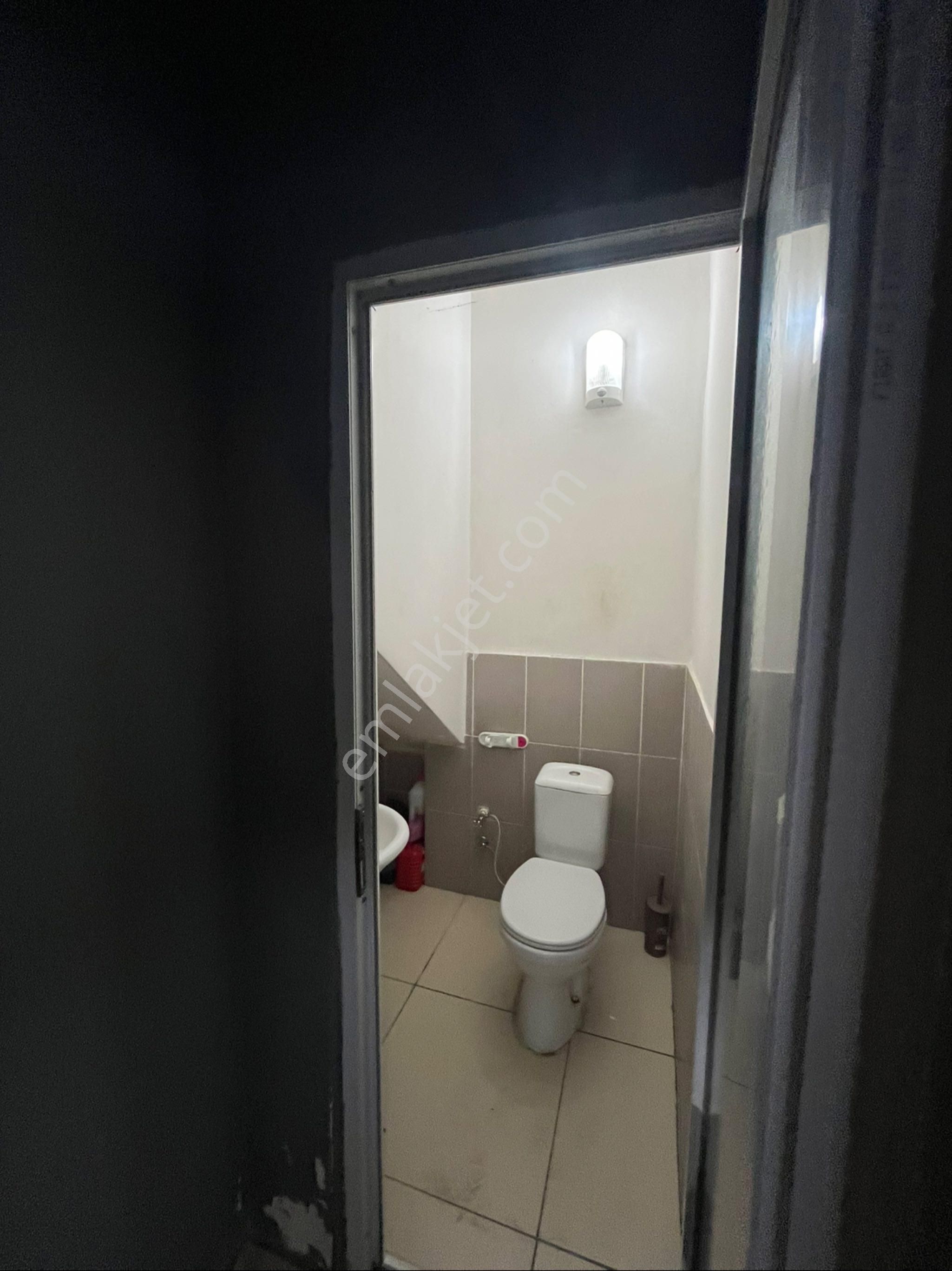 Aracı Olmadan Gursuda Kiralik Dükkan - Görsel 5