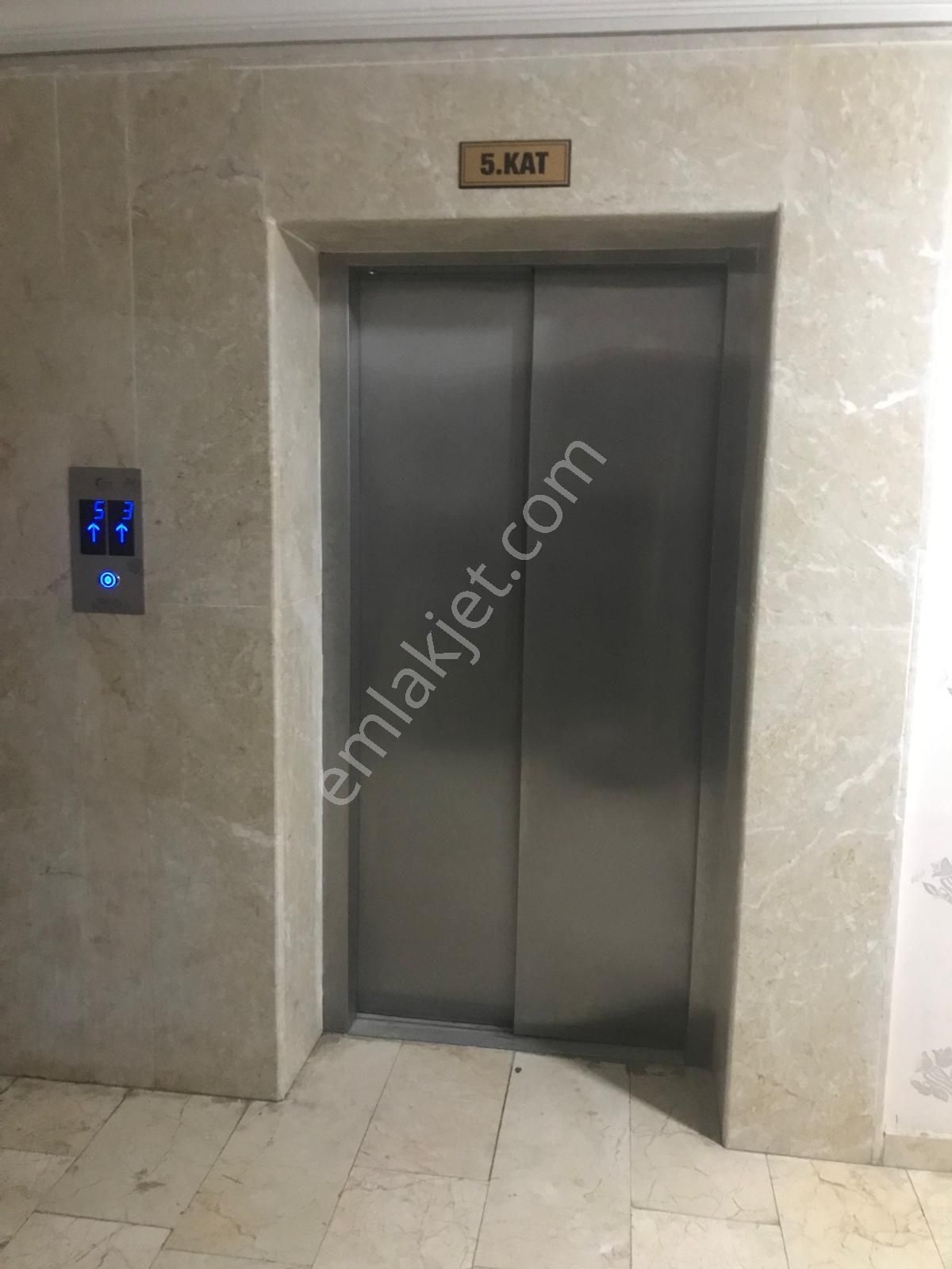 İkizler Sitesinde Natavega Yakınında 3+1 Kiralık Daire - Görsel 18