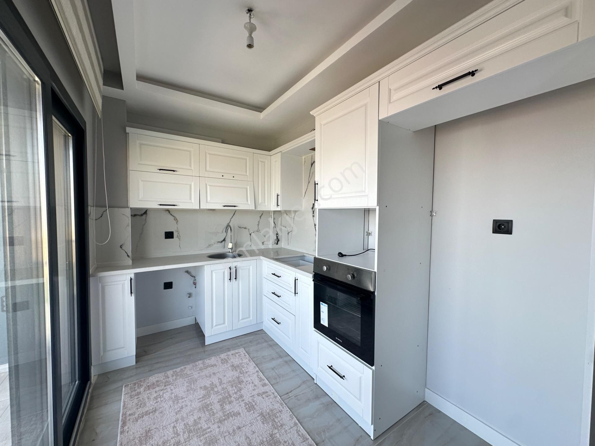 Yenifoçada Denize Yakın 4+2 Kiralık Daire - Görsel 5