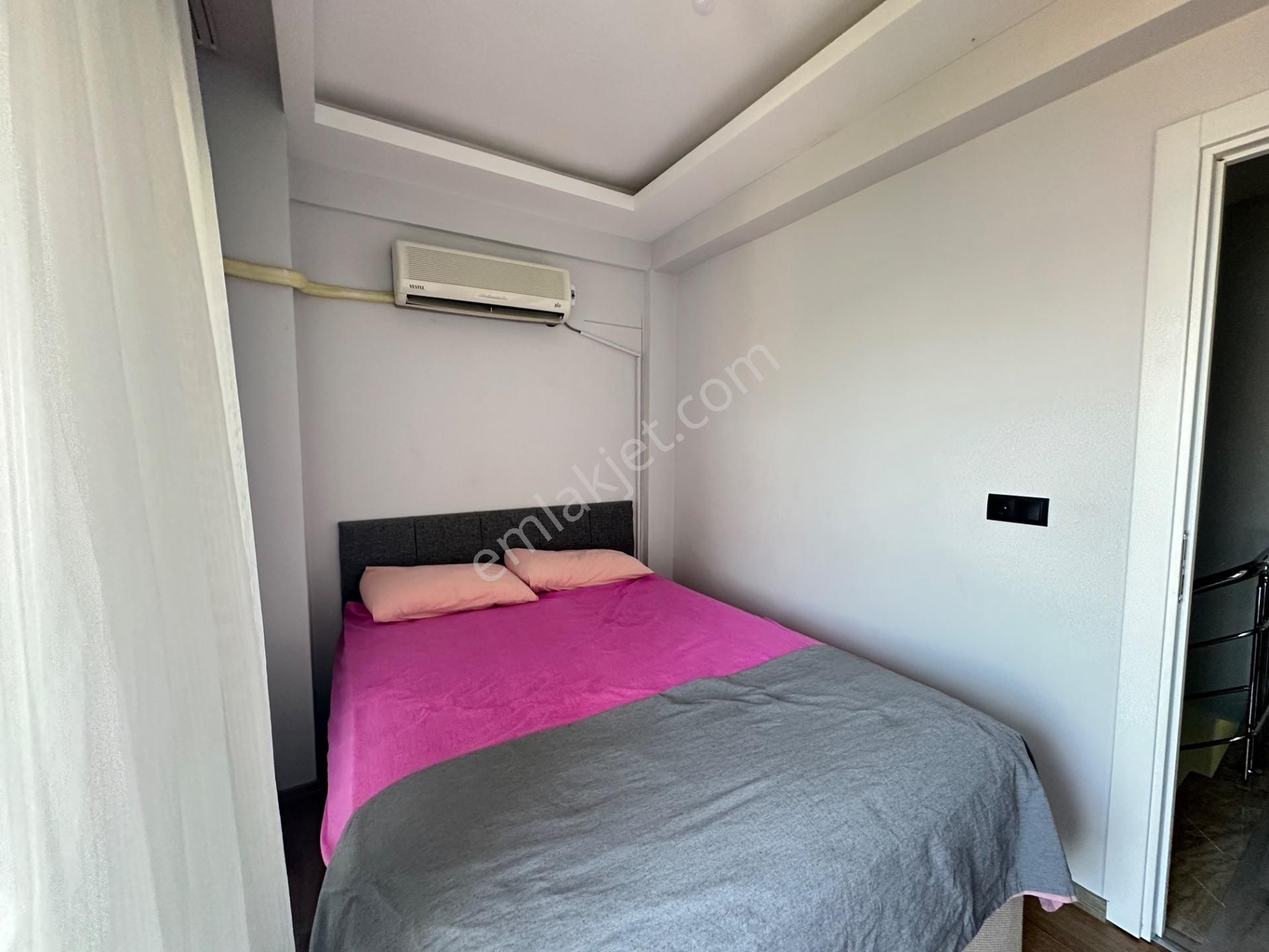 Yenifoçada Denize Yakın 4+2 Kiralık Daire - Görsel 23