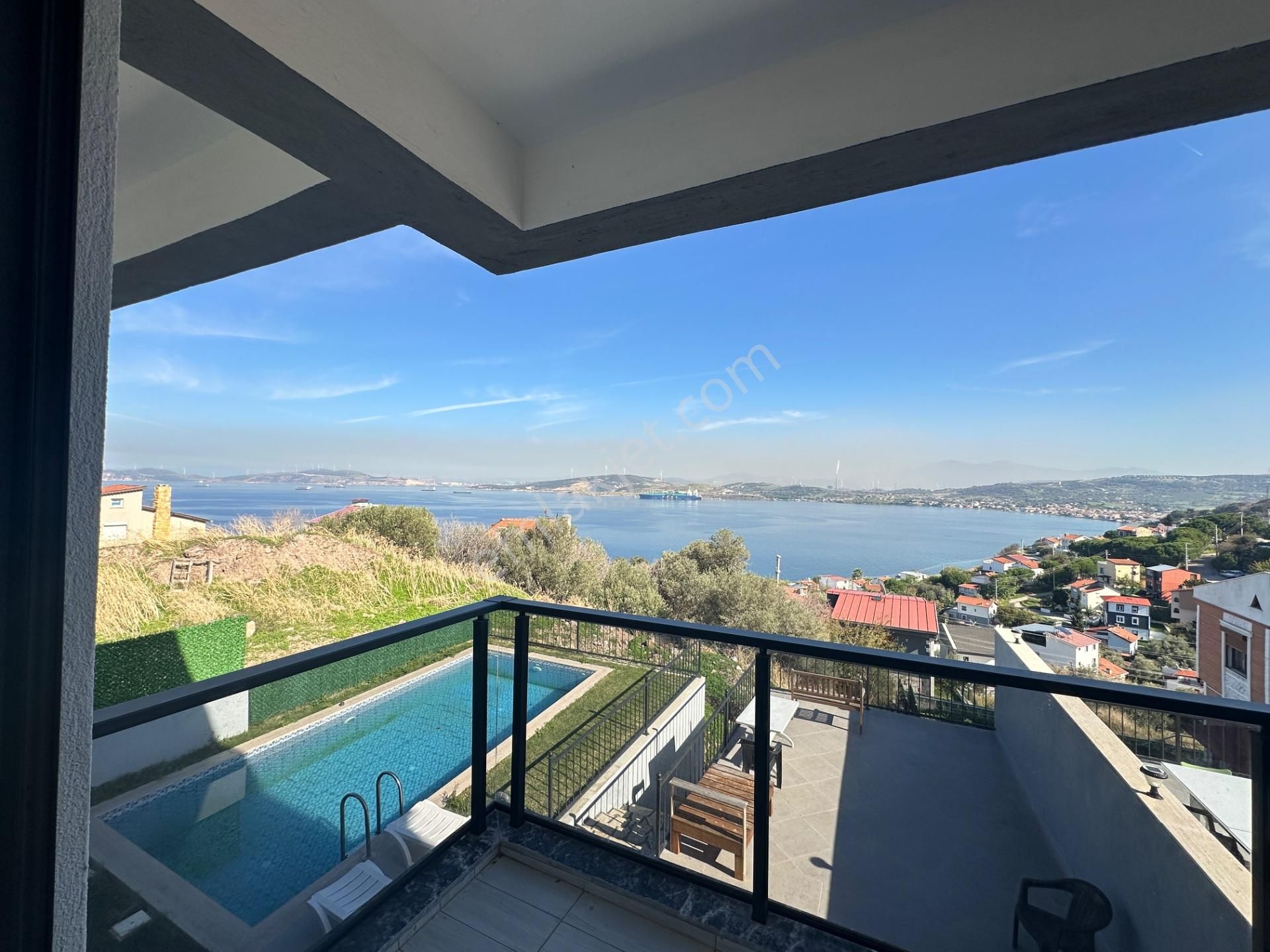 Yenifoçada Denize Yakın 4+2 Kiralık Daire - Görsel 8