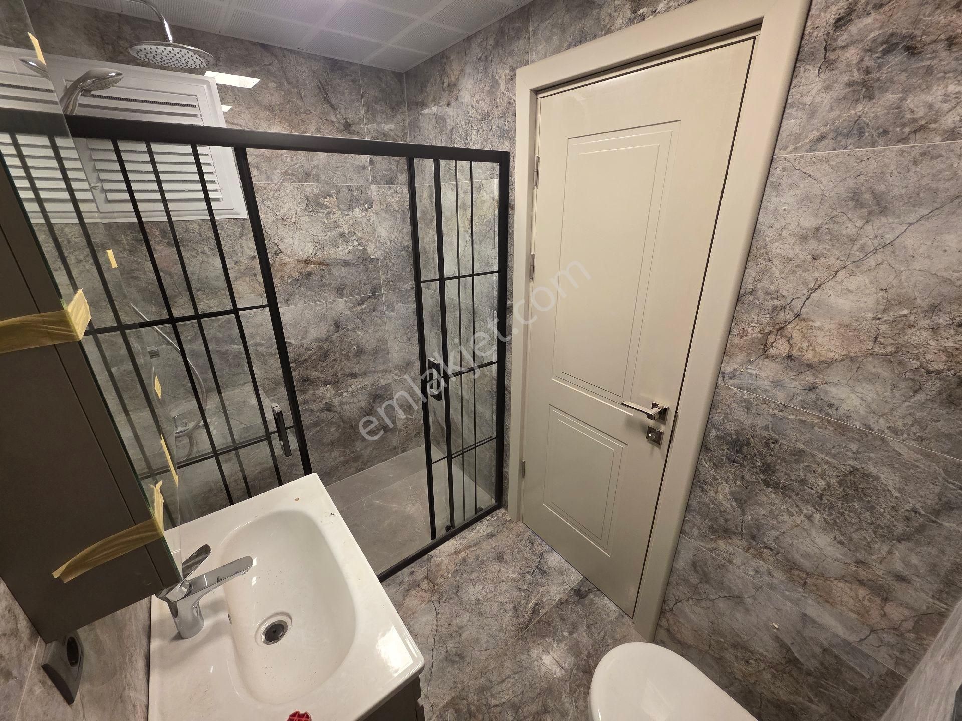 Kuşadası'nda Deniz Manzaralı Lüks 3+1 Daireler - Görsel 16