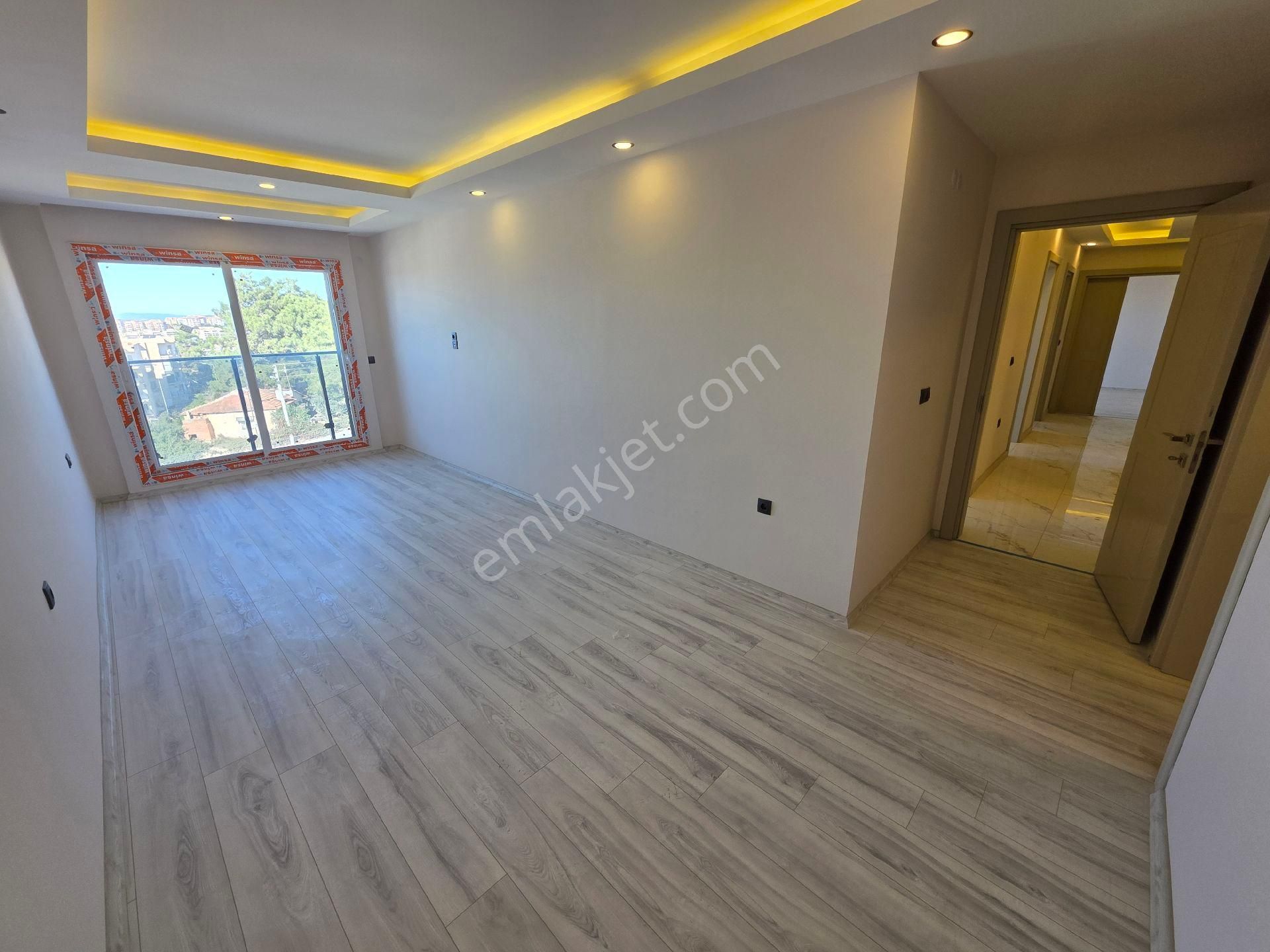 Kuşadası'nda Deniz Manzaralı Lüks 3+1 Daireler - Görsel 22