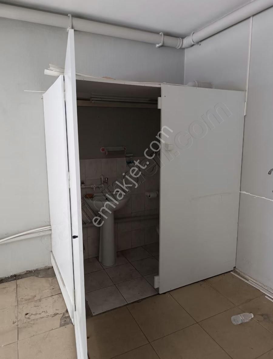 Buca Laleli Mahallesinde 35 M2 Kiralık Dükkan - Görsel 6