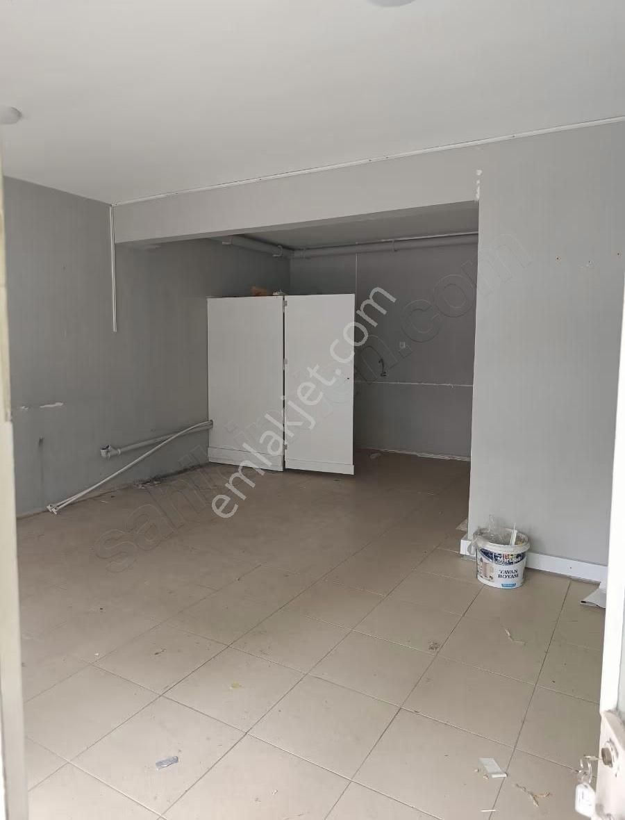 Buca Laleli Mahallesinde 35 M2 Kiralık Dükkan - Görsel 8