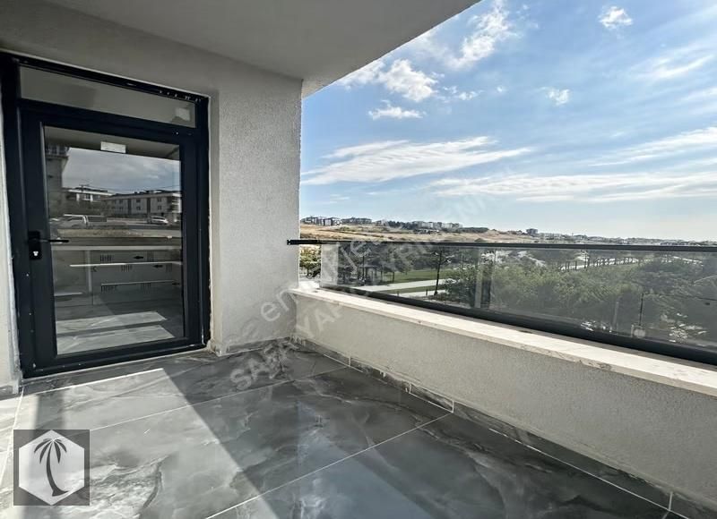 Beylikdüzü Safa Dan Manzaralı Ferah Vadi Cepheli 2 Balkonlu 2+1 - Görsel 12