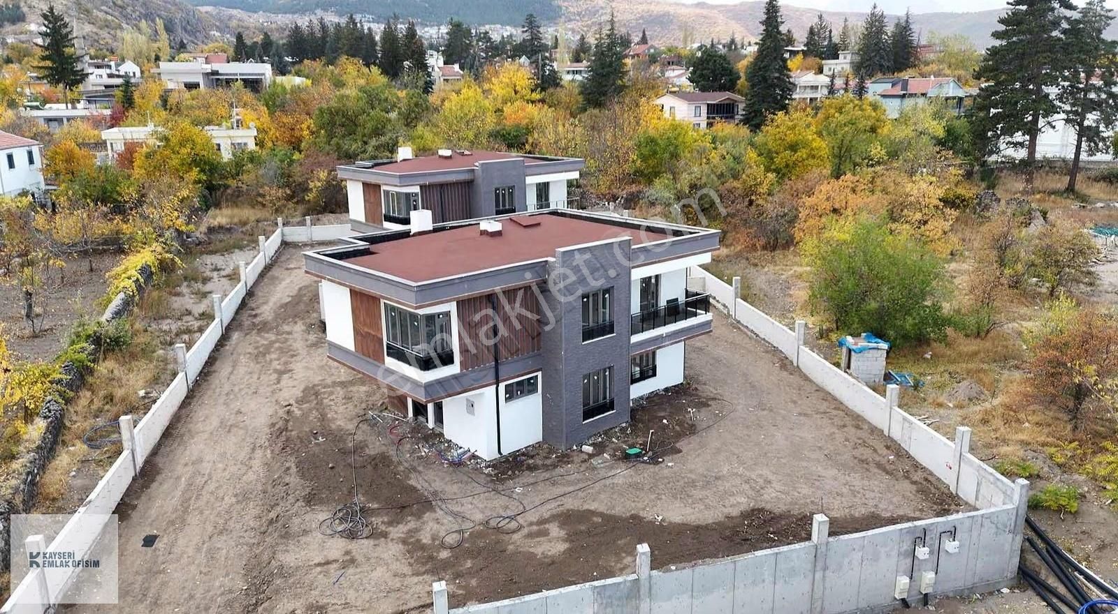 Emlak Ofisimden Hisarcıkta 1508 M2 Üzerinde 2 Adet Satılık Villa - Görsel 18