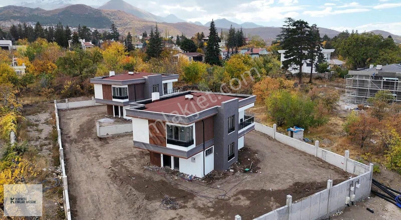 Emlak Ofisimden Hisarcıkta 1508 M2 Üzerinde 2 Adet Satılık Villa - Görsel 27